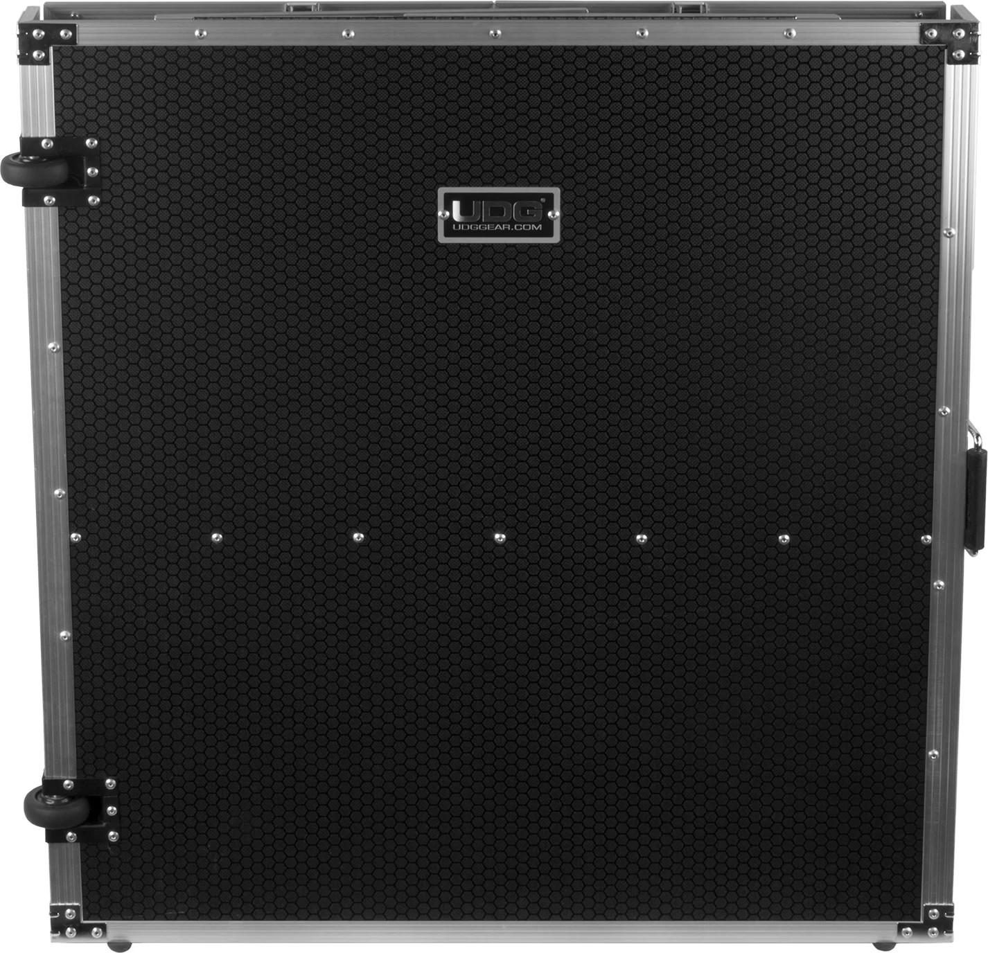 UDG FlightCase Fold Out DJ Table + Wheels MK2 in Silver - U92049SL2 (2).jpg