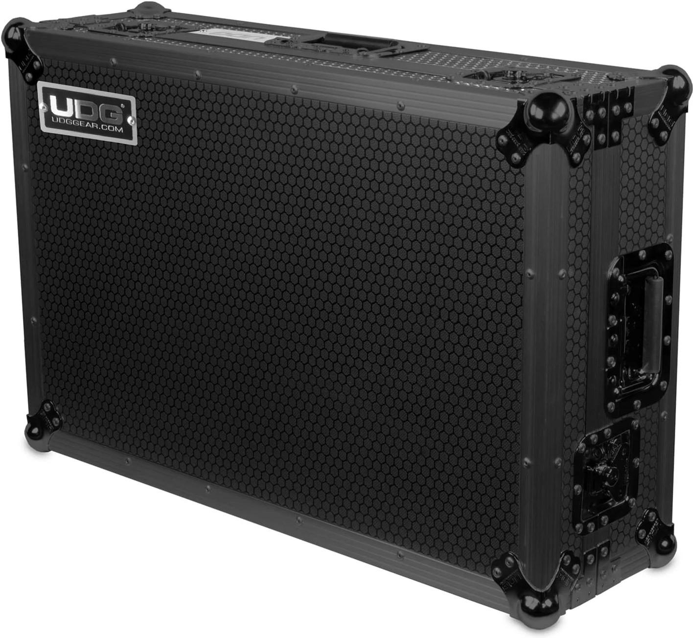 UDG Flightcase Pioneer DDJ-FLX10 Laptop & Wheels in Black - U91088BL (3).jpg