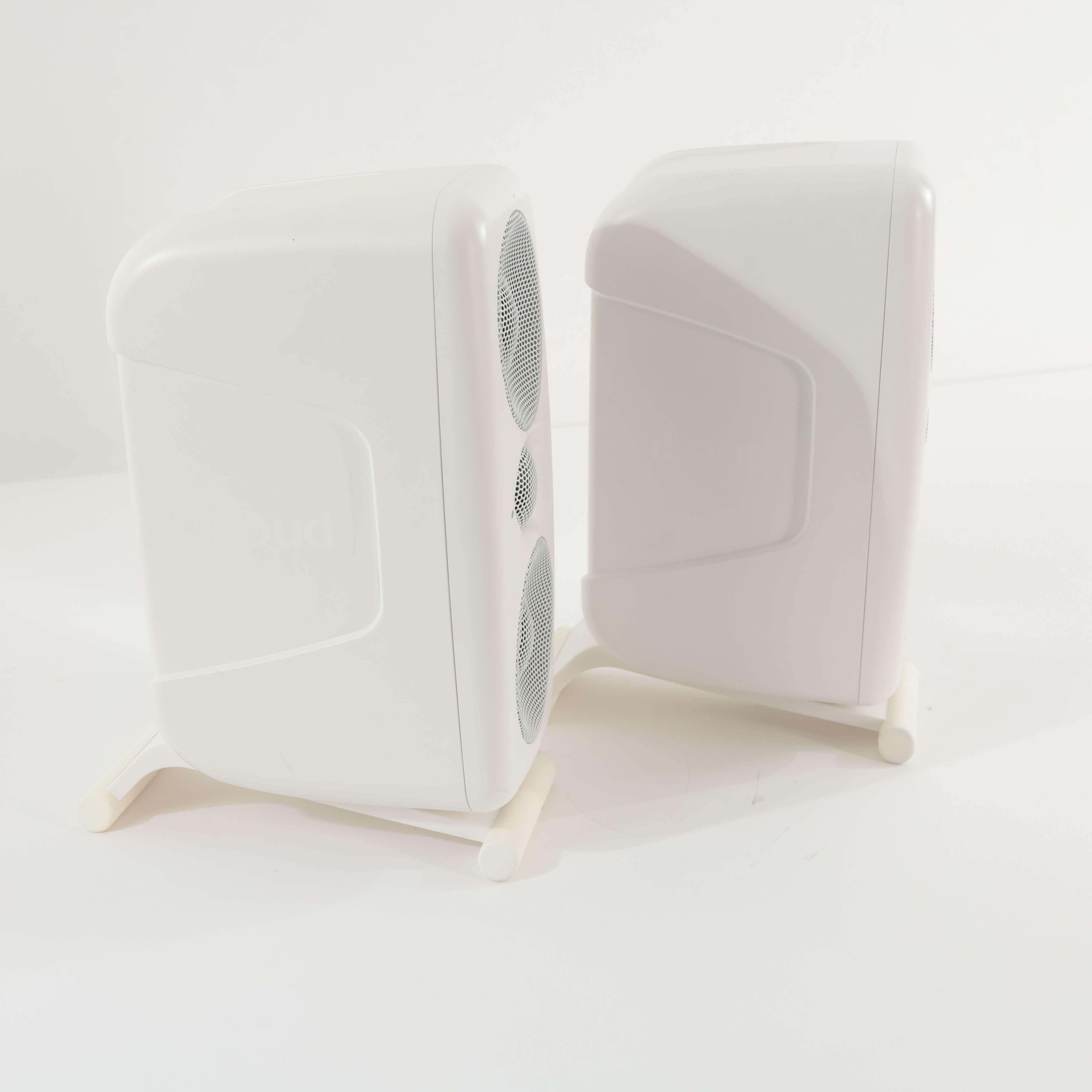 Second Hand IK Multimedia iLoud MTM Pair in Whi#te  - SH-204-1684 (3).jpg