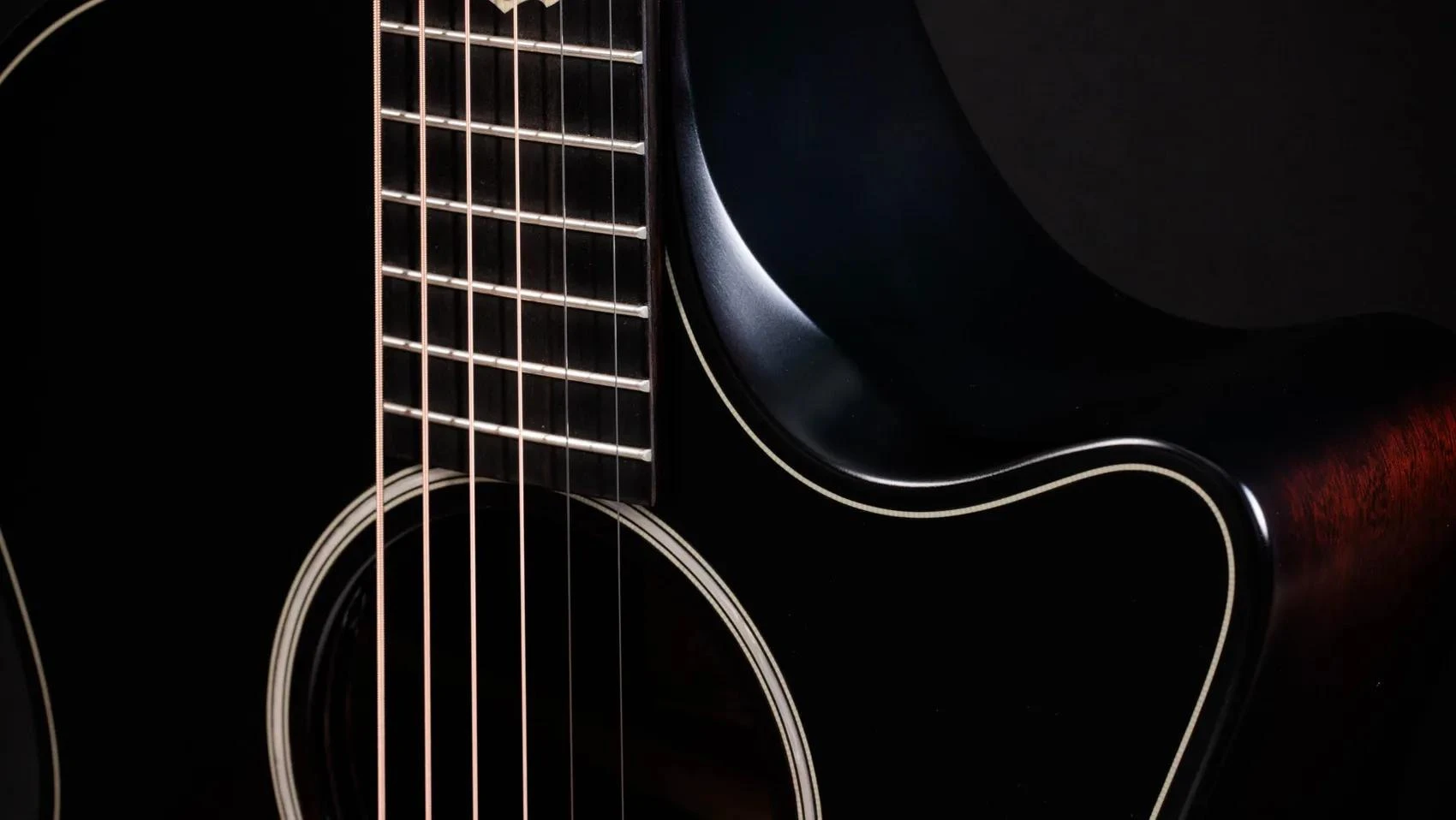 Taylor Builders Edition 324ce 300 Series Next Generation Acoustic Guitar in Mahogany - 324CE-BE-NG-7.jpg