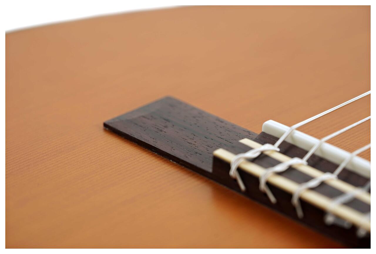 Yamaha CG122c Classical Acoustic Guitar with Cedar Top - GCG122C-6.jpg