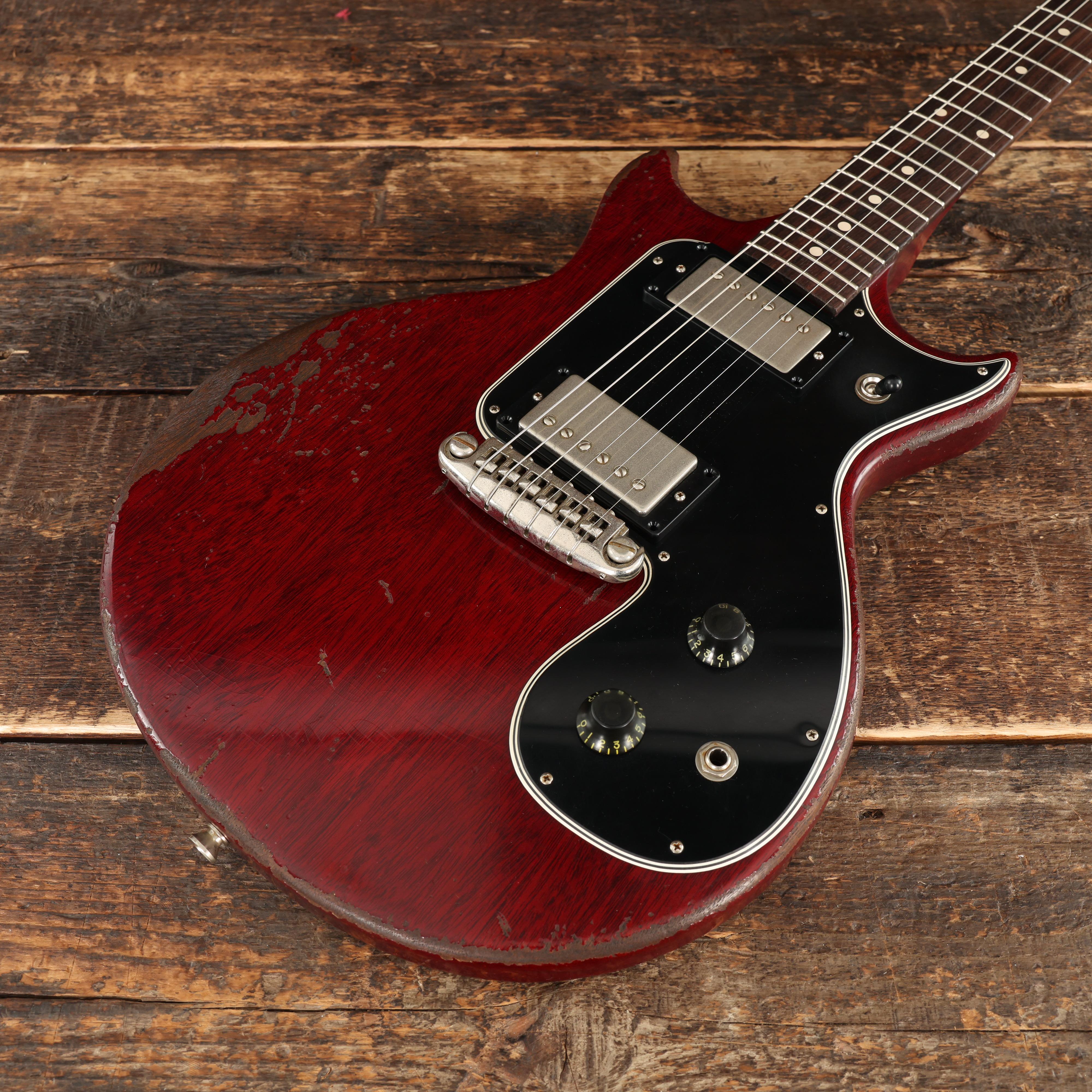Rock N Roll Relics Blackheart Standard Electric Guitar in Vintage Cherry Heavy Relic - 262058 (10).JPG