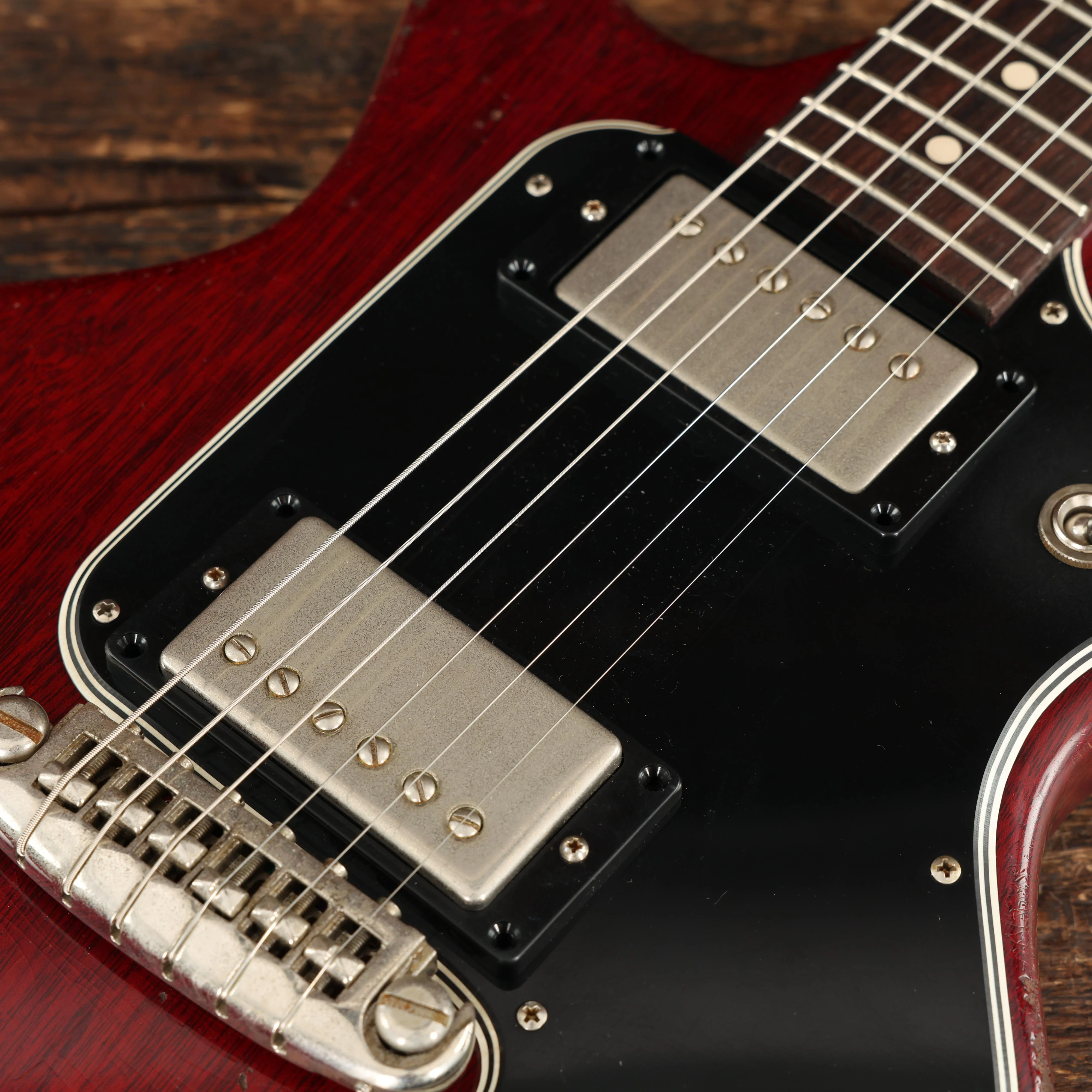 Rock N Roll Relics Blackheart Standard Electric Guitar in Vintage Cherry Heavy Relic - 262058 (11).JPG