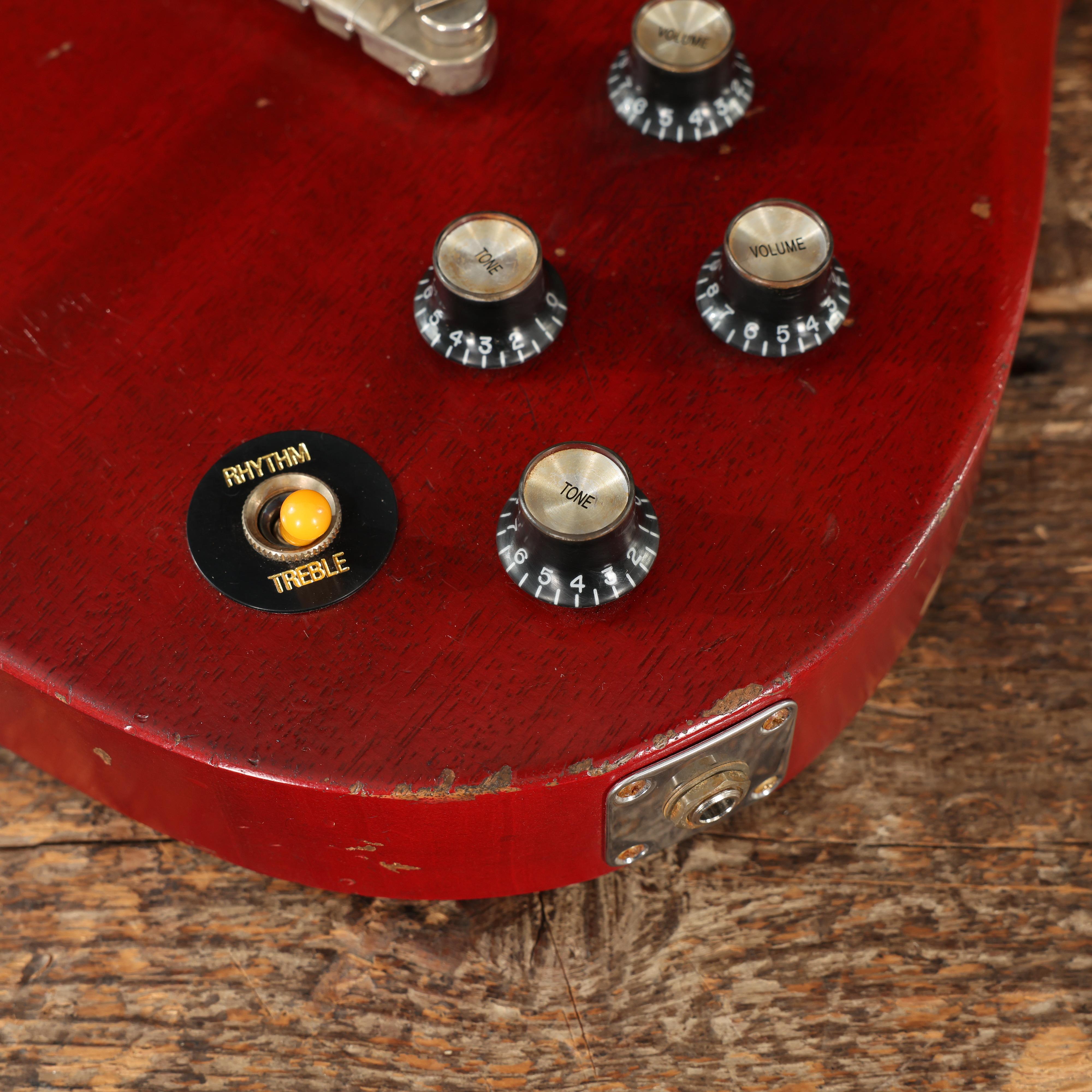 Castedosa Marianna Bevel Electric Guitar in Aged Cherry - 525 (12).JPG