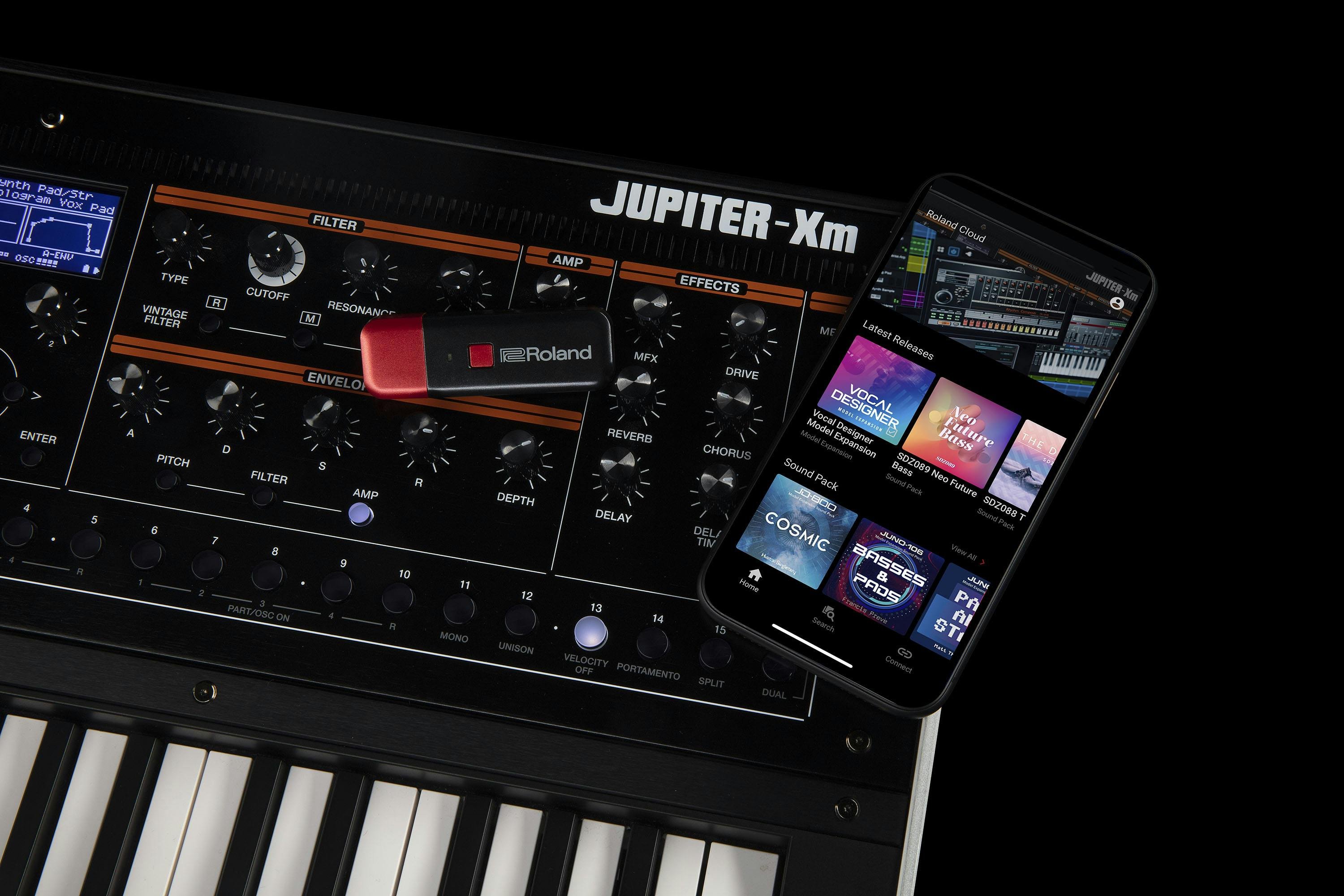 Roland Cloud Pro Membership & WC-1 Wireless Adapter - 476288-WC-1 JUPITER-Xm 1.jpg