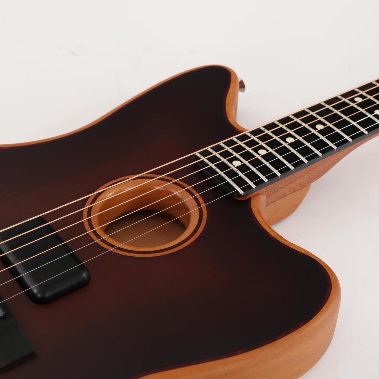 Second Hand Fender American Acoustasonic Jazzmaster in Bourbon Burst 323 - SH-122-1323 (7).jpg