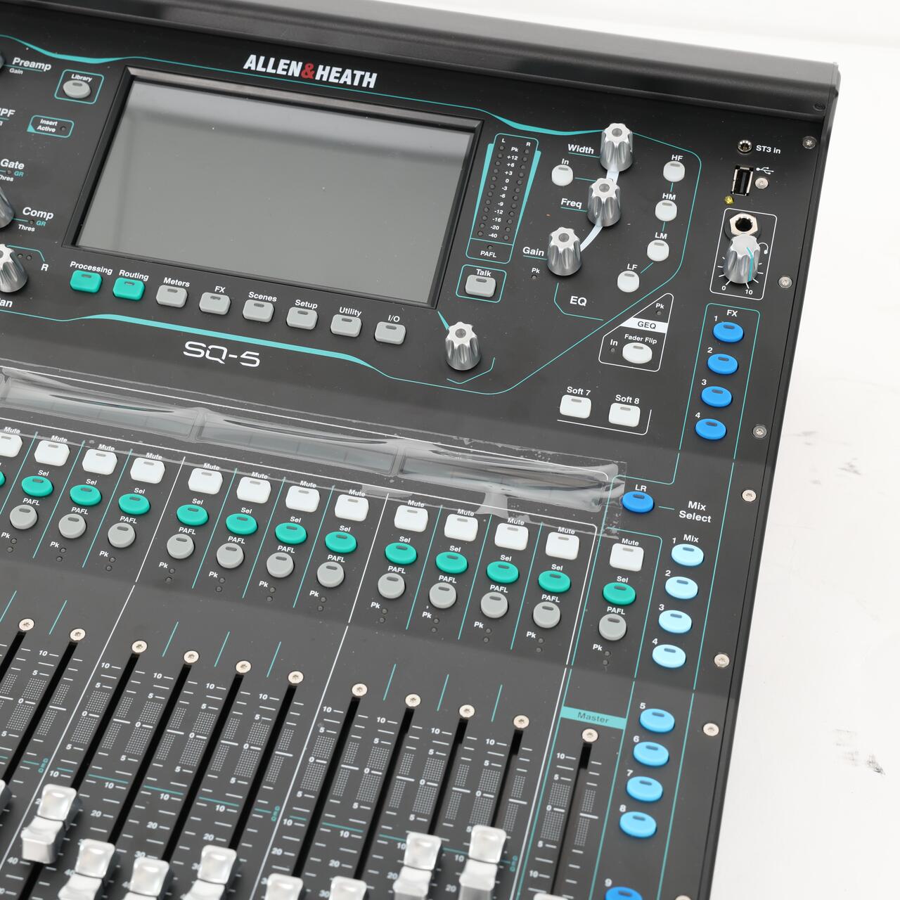 B Stock : Allen & Heath SQ-5 Digital Mixer - 002 - B-SQ5-0002 (5).jpg