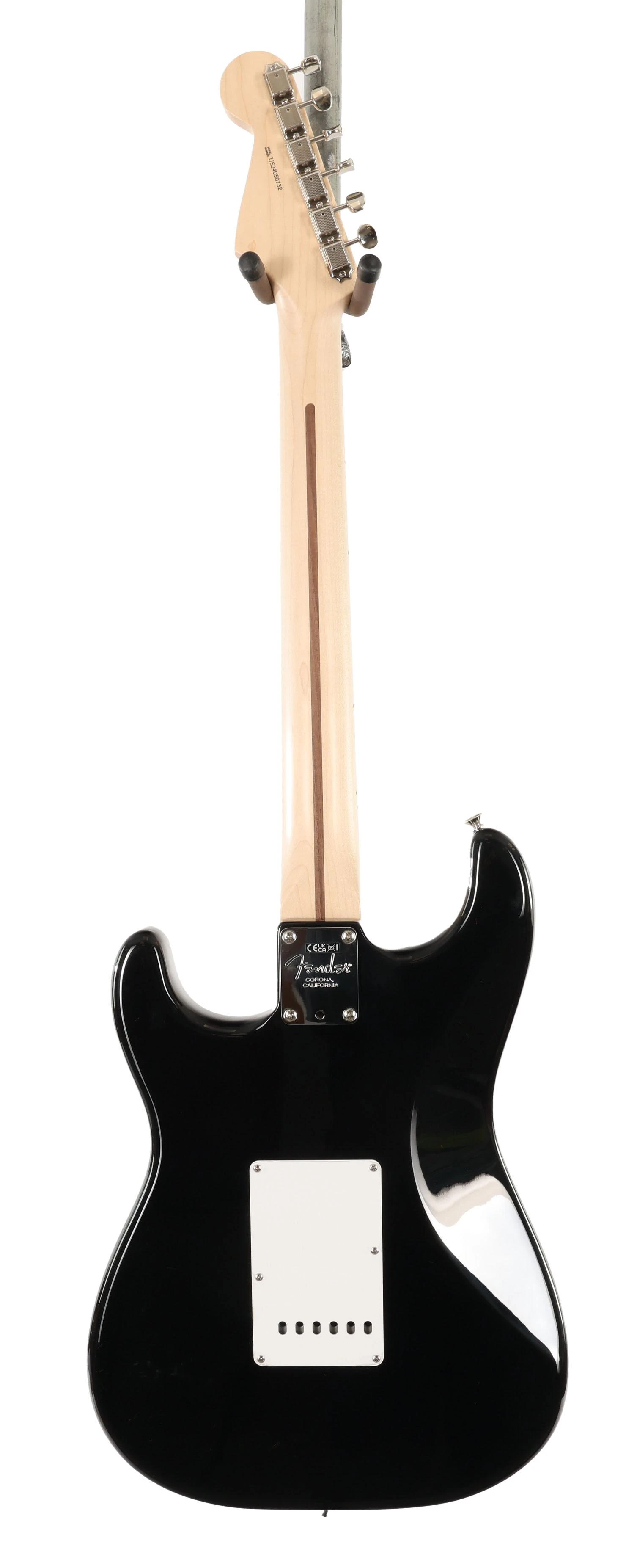 B Stock : Fender Eric Clapton Signature Stratocaster in Black - 002 - B-011760280-0002 (4).jpg