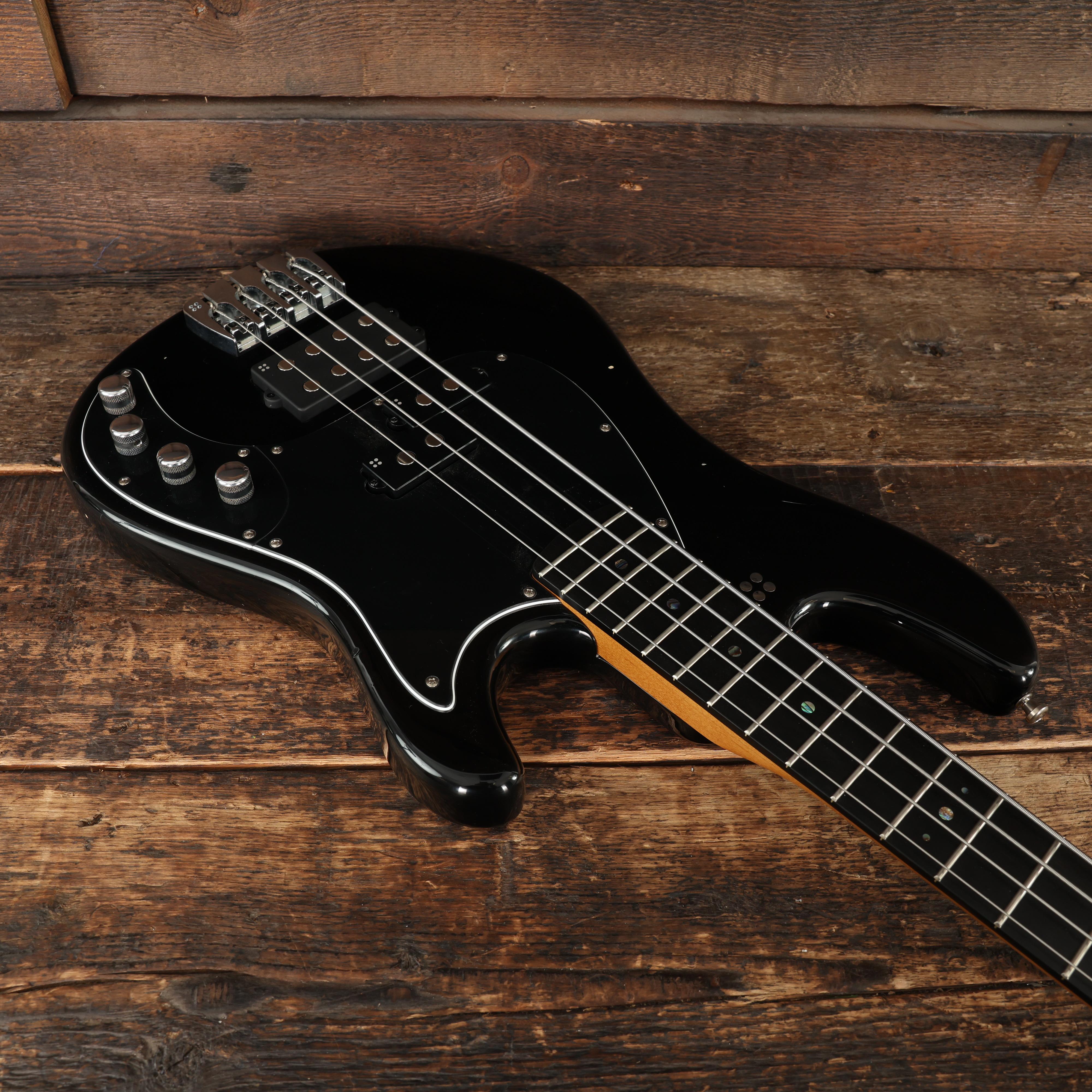 Sandberg California V VM Bass Guitar in Soft Aged Black - 48205 (11).jpg