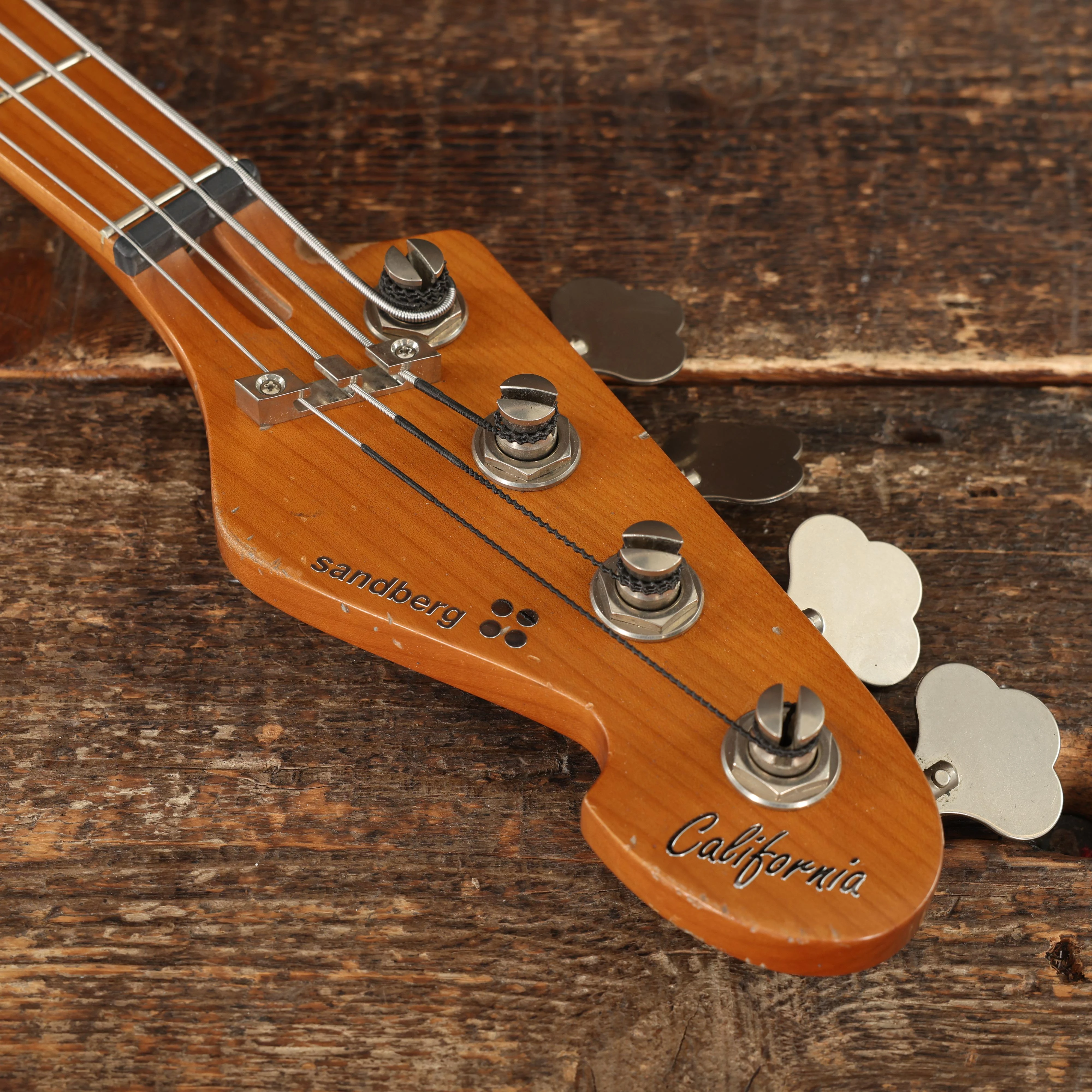 Sandberg California T TT Bass Guitar in Hardcore Aged Orange Metallic - 48207 (14).JPG