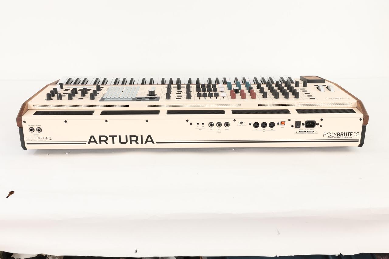 Second Hand Arturia Polybrute 12 Synthesizer 727 - SH-204-1727 (4).jpg