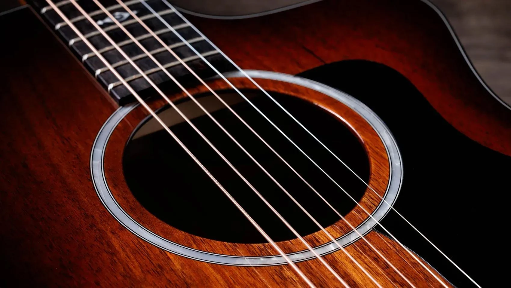 Taylor 224ce-K DLX Electro Acoustic in Koa - 224CE-KDLX-2-5.jpg