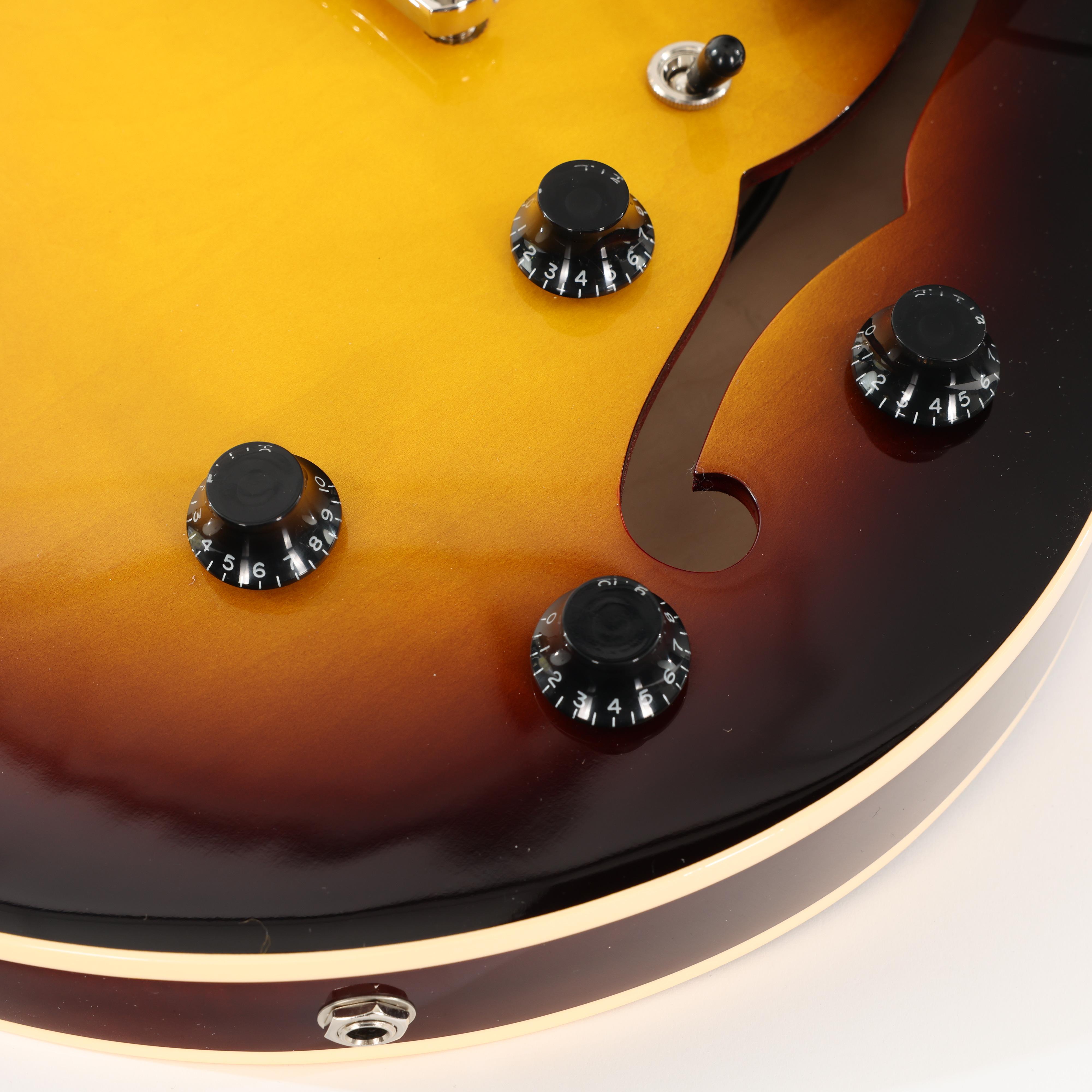 B Stock : Heritage Standard Collection H-535 Semi-Hollow Electric Guitar in Original Sunburst - 001 - B-HRT-01010-0001 (8).jpg