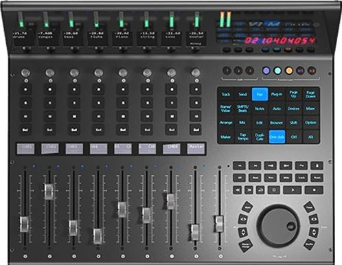 B Stock : ICON V1-M USB MIDI DAW Controller - 003 - V1-M-V1-M_Desk_Controller_Main.jpg