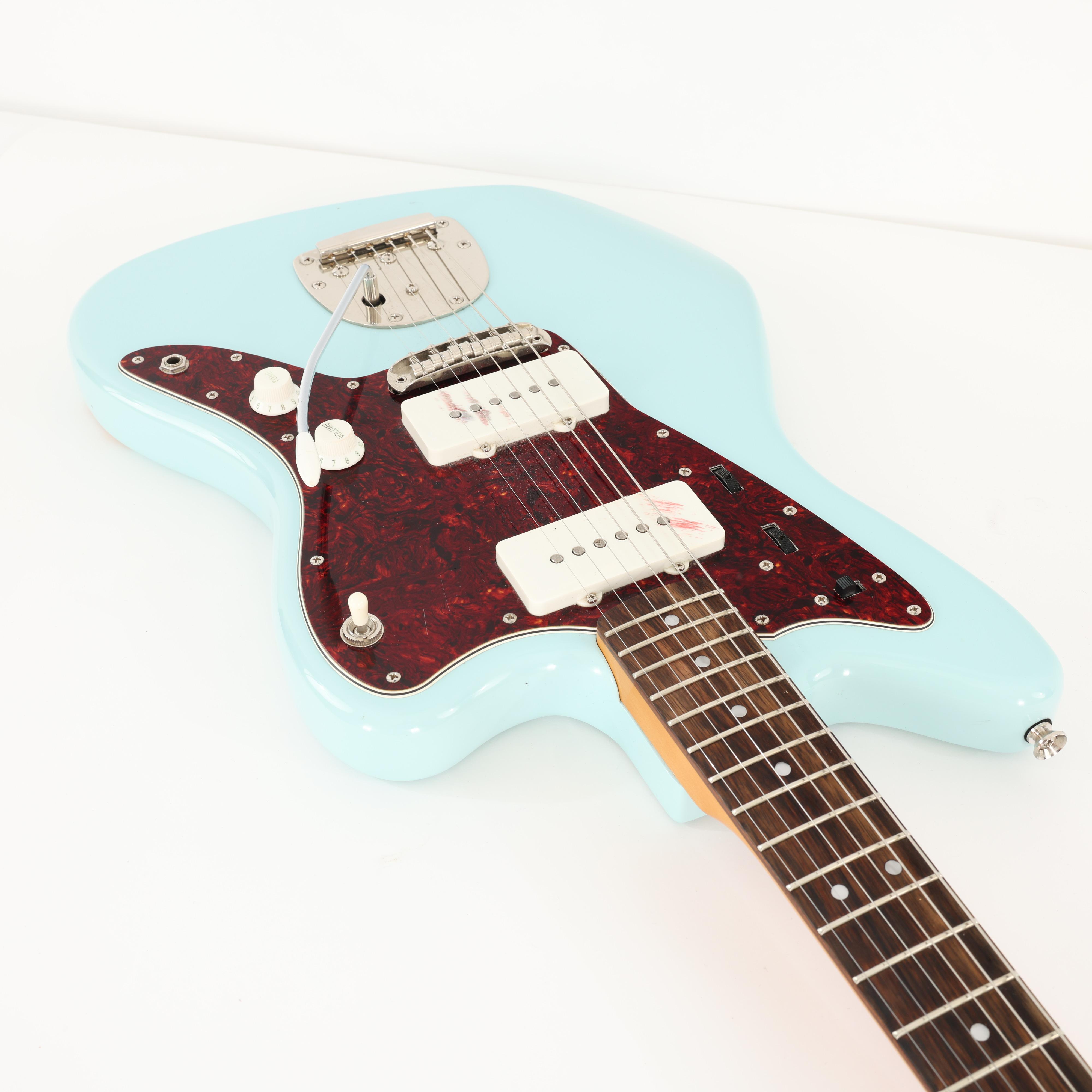 B Stock : Squier Classic Vibe 60s Jazzmaster Laurel Fingerboard Sonic Blue - 005 - B-037408357-0005 (10).jpg