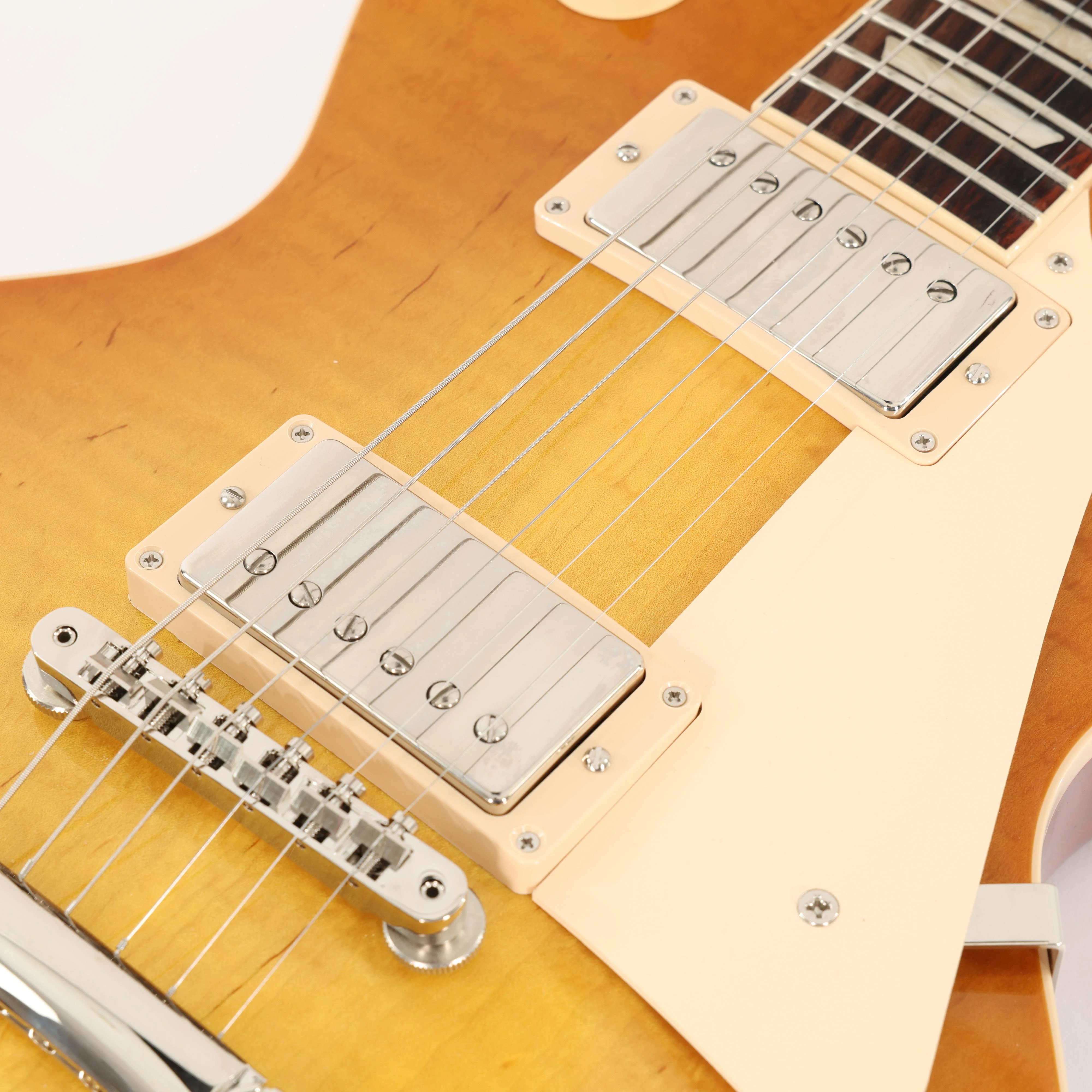 B Stock : Gibson Les Paul Standard '60s Electric Guitar in Unburst - 004 - B-LPS600UBN-0004 (8).jpg