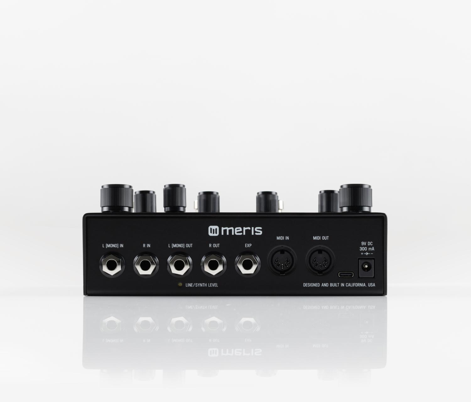 Meris Ottobit X Modular Degradation and Texture Engine Pedal - Ottobit_X_black_back-1500x1280.jpg
