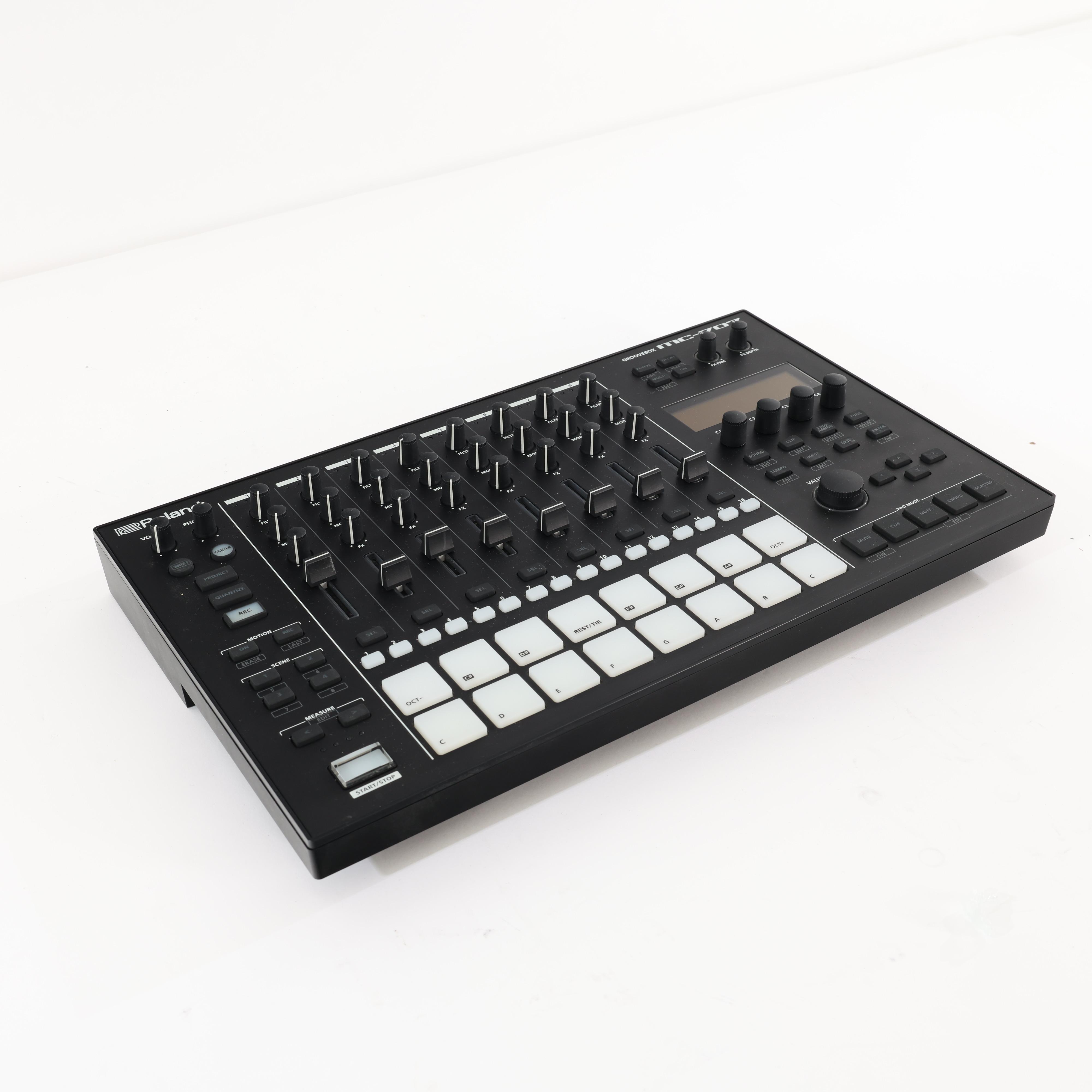 Second Hand Roland MC-707 Groovebox Drum Machine, Sampler and Sequencer 738 - SH-204-1738 (4).jpg