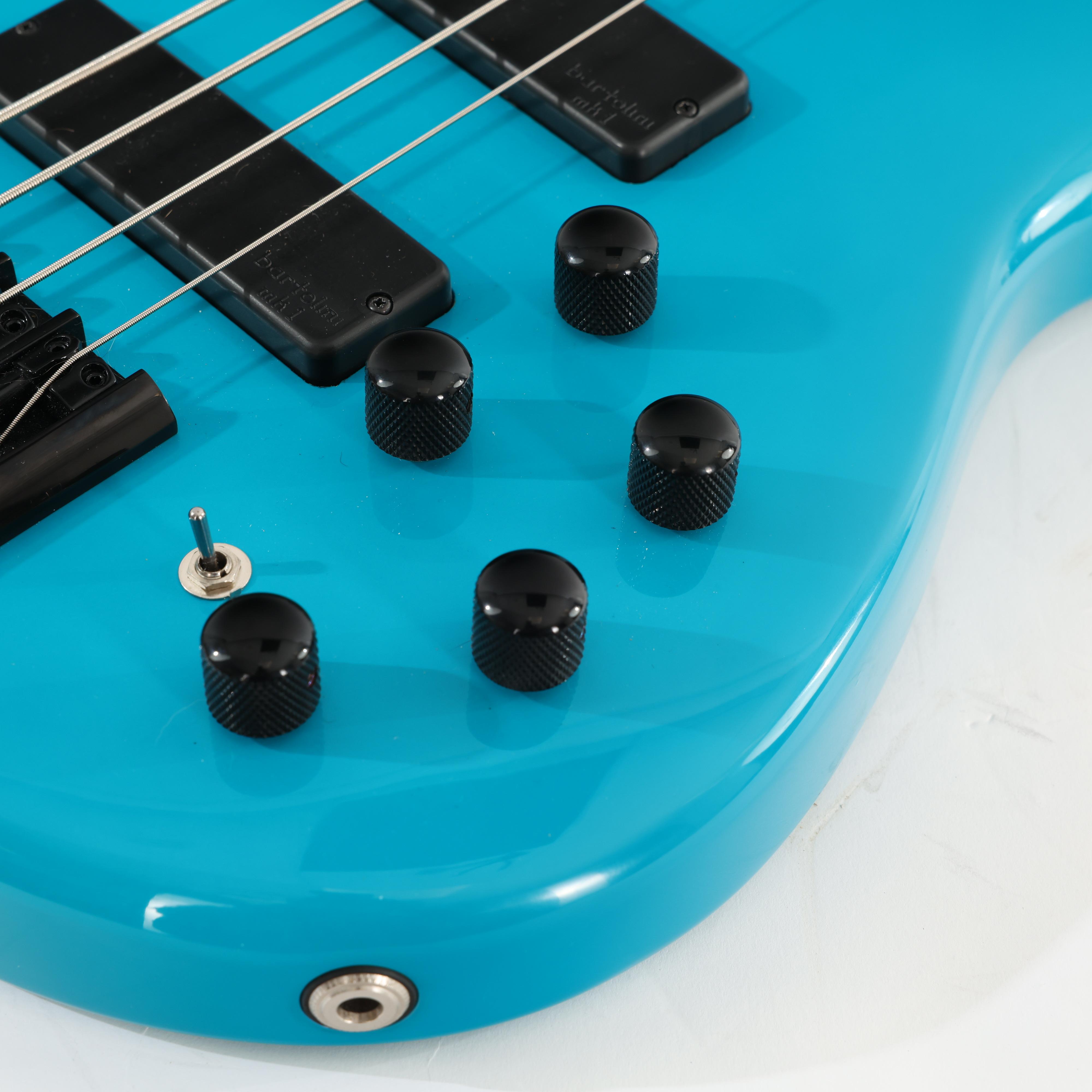 Second Hand Cort C4 Deluxe Bass In Candy Blue 502 - SH-241-6502 (8).jpg