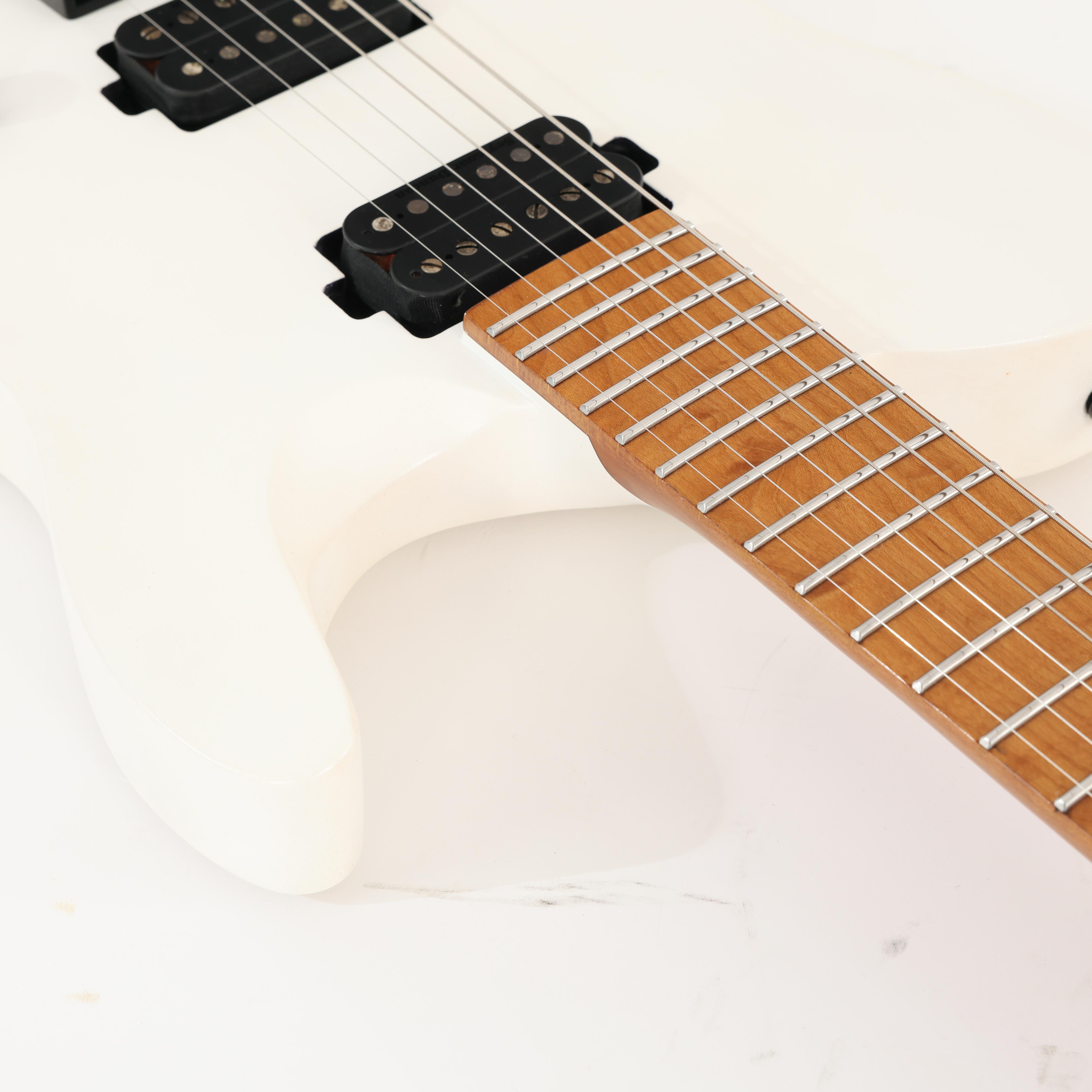 Second Hand Chapman ML3 Pro Modern in White Satin 514 - SH-241-6514 (9).jpg