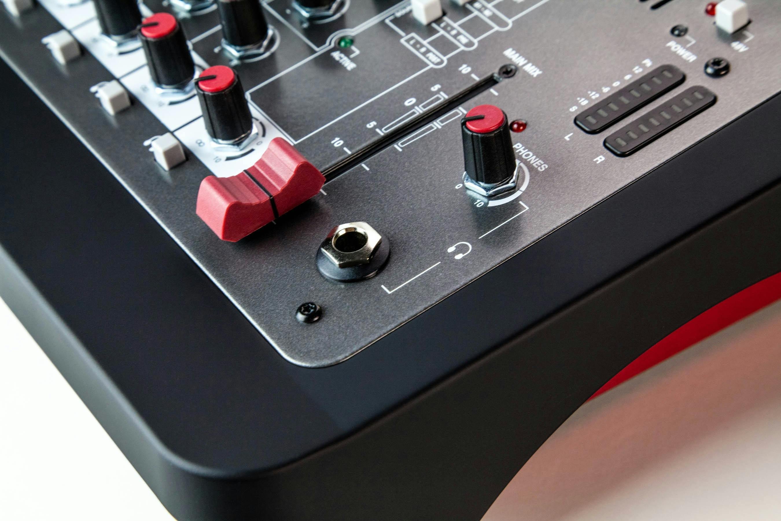 Allen & Heath ZEDi8 Mixer - Andertons Music Co.