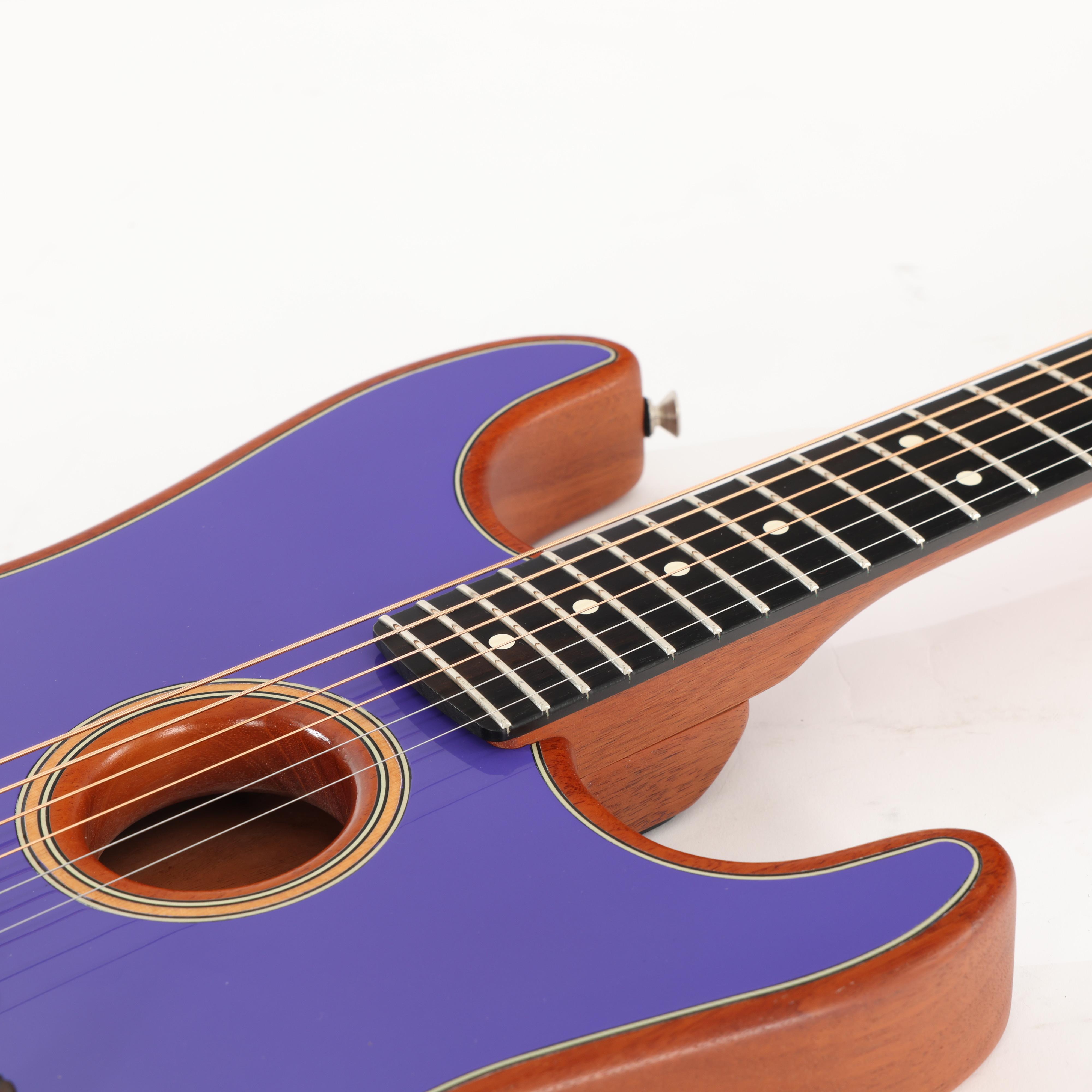 Second Hand USA Fender Acoustasonic Stratocaster in Purple (refinished) 786 - SH-241-3786 (6).jpg