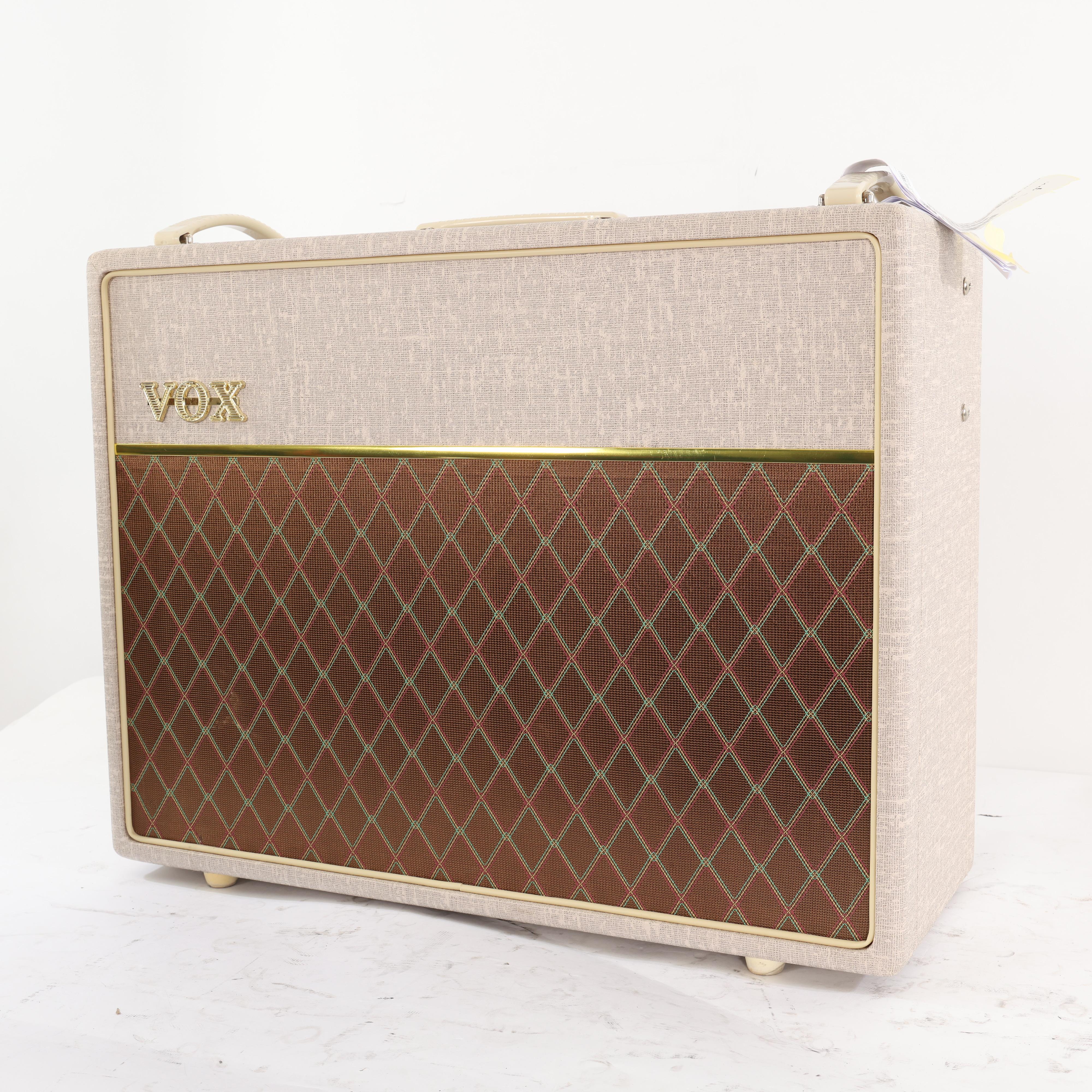 Second Hand Vox AC30HW2X Hand-wired with alnico blue speakers 358 - SH-122-1358 (3).jpg