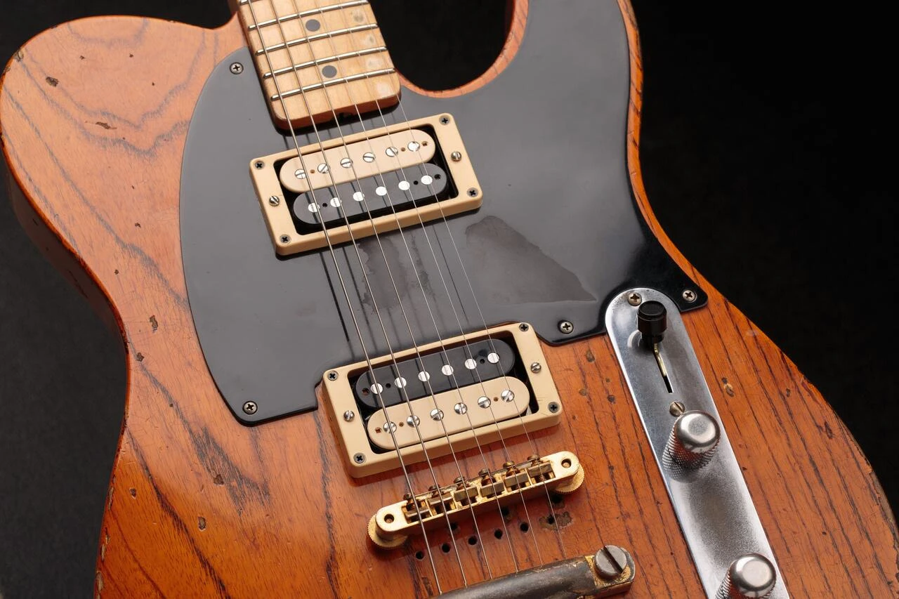 Fender Limited Edition Custom Shop Seymour Duncan Tele-Gib 50th Anniversary Telecaster - Seymour-Duncan-Guitar-50th-TeleGib-Lifestyle-15.jpg