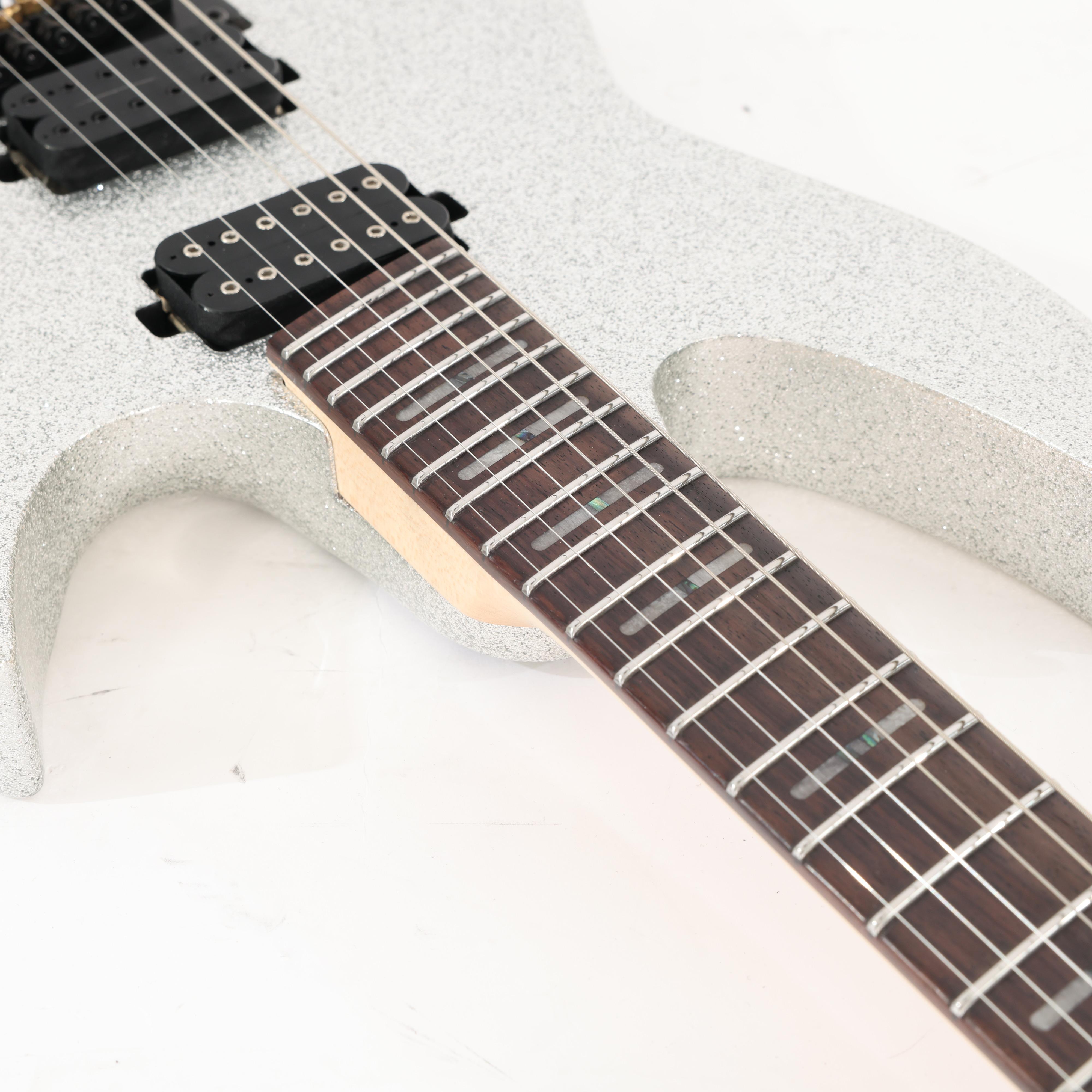 B Stock : Sire Larry Carlton X6 Headless Electric Guitar in Silver Sparkle - 001 - B-X66SSP-0001 (9).jpg