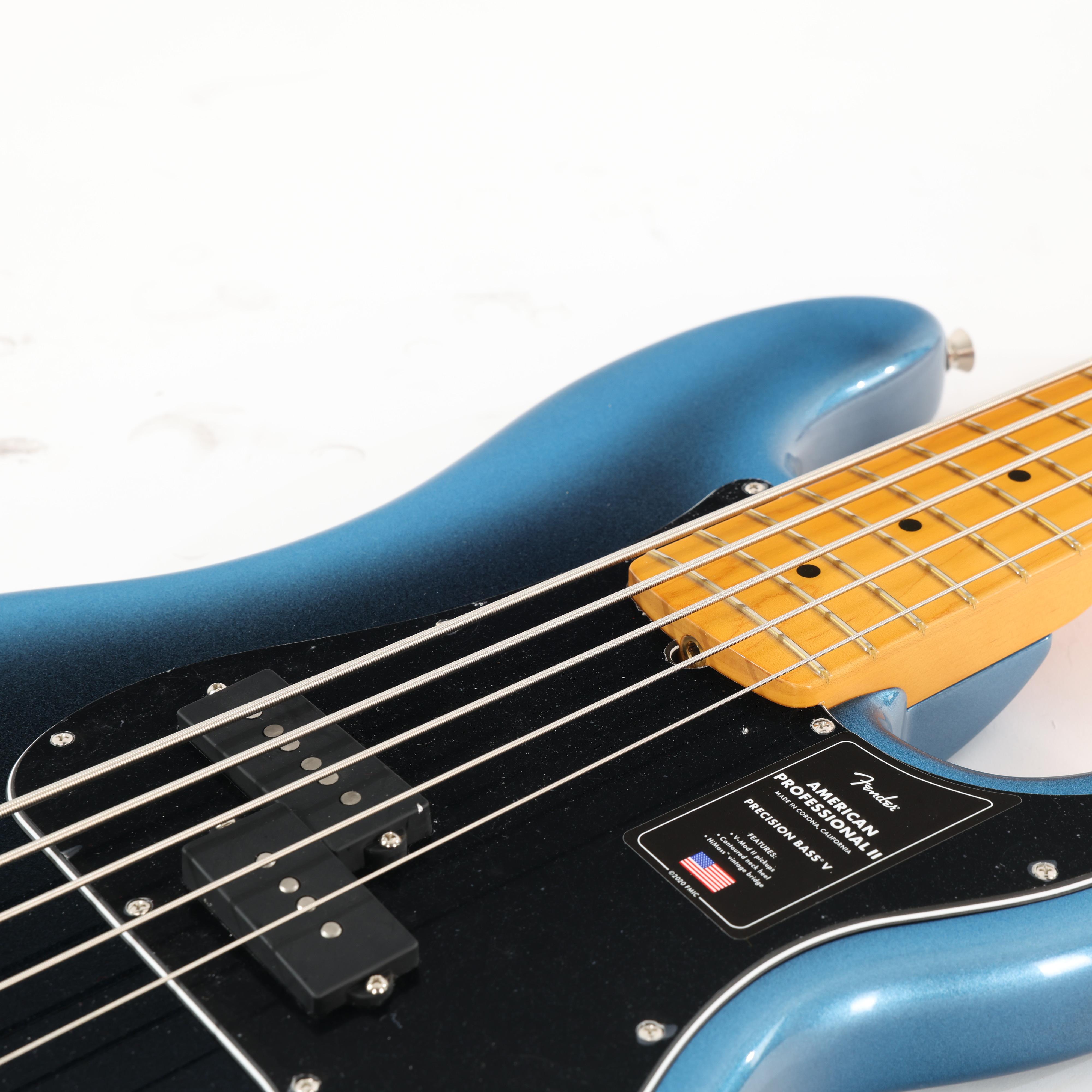 B Stock : Fender American Professional II Precision Bass Guitar V in Dark Night - 001 - B-019396276-0001 (6).jpg