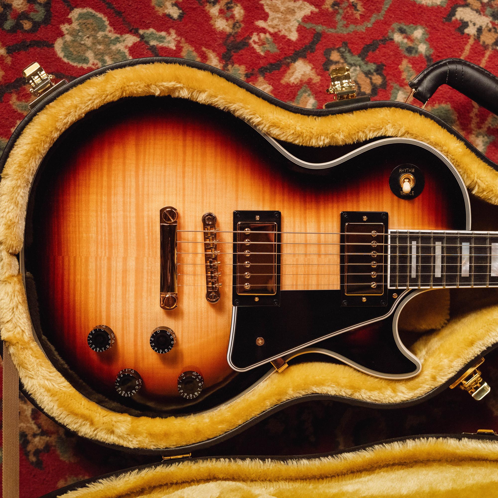 ギター Epiphone Inspired by Gibson Custom LP Epiphone Inspired by Gibson Custom Les Paul Custom in Sedona Burst