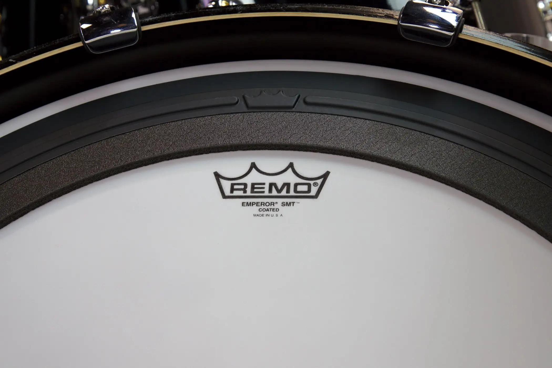 Remo, Emperor SMT Coated Kick Drum Drumhead, 20" - BB-1120-00-SMT (4).jpg