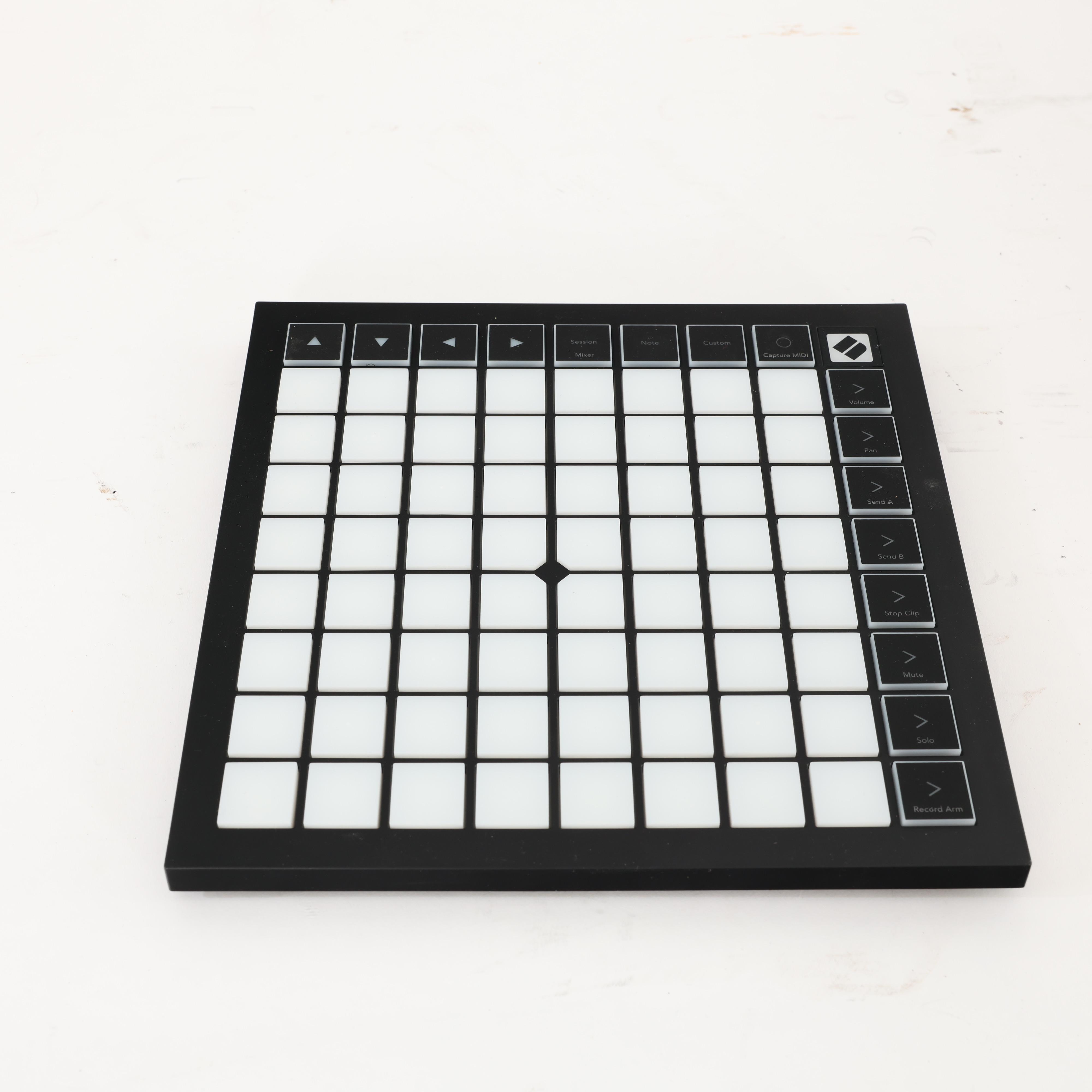 Second Hand Novation Launchpad X MIDI Controller 573 - SH-241-6573 (3).jpg