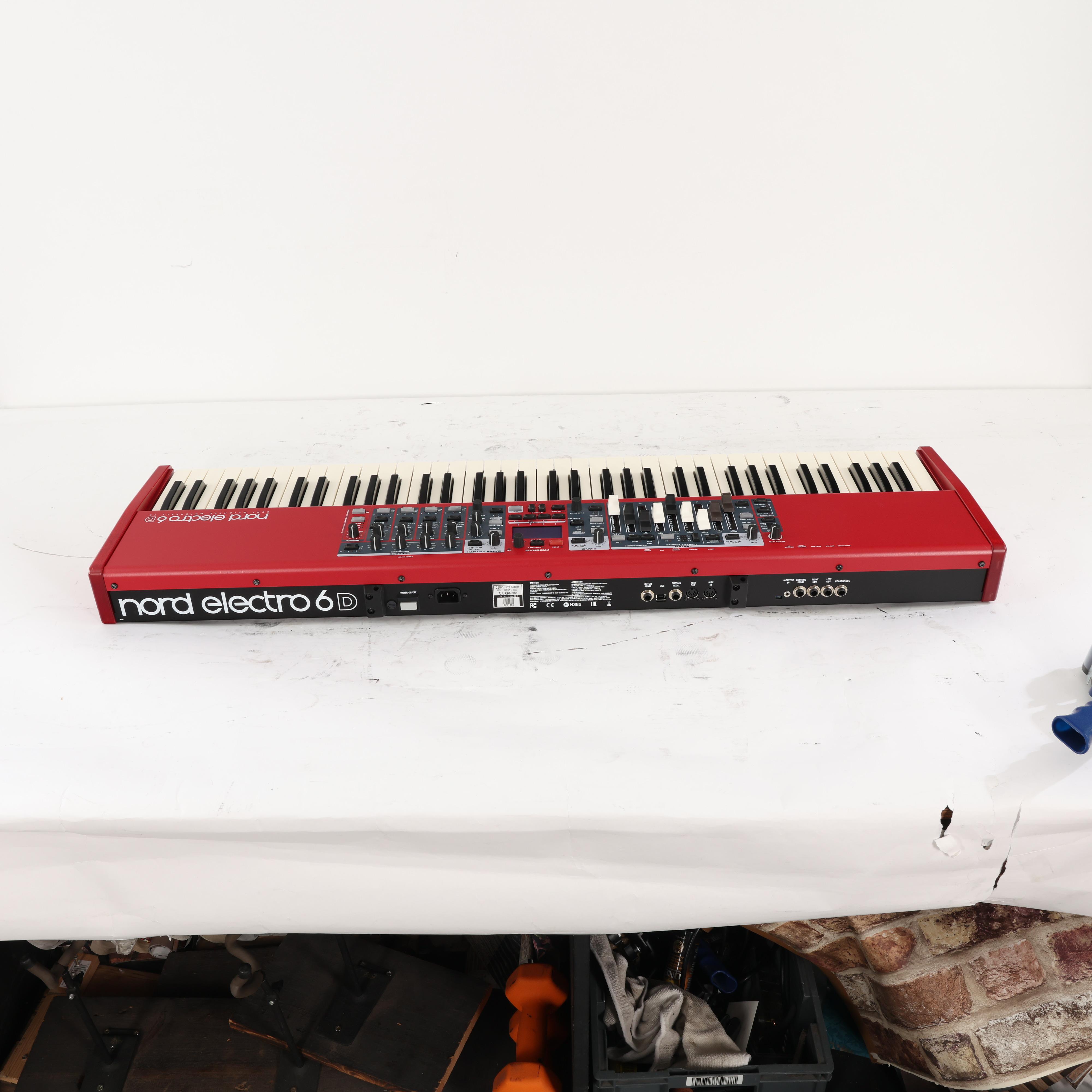 Second Hand Nord Electro 6D 73 Key Stage Piano 366 - SH-122-1366 (7).jpg