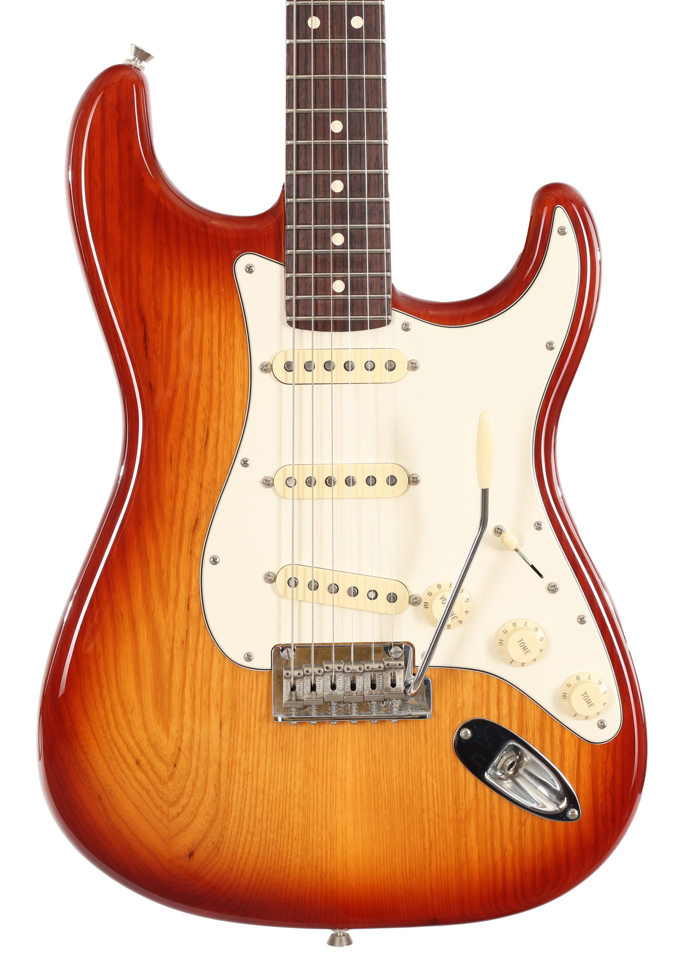 Second Hand Fender American Pro Stratocaster Rosewood Fretboard Sienna Sunburst 355 - SH-122-1355 (2).jpg