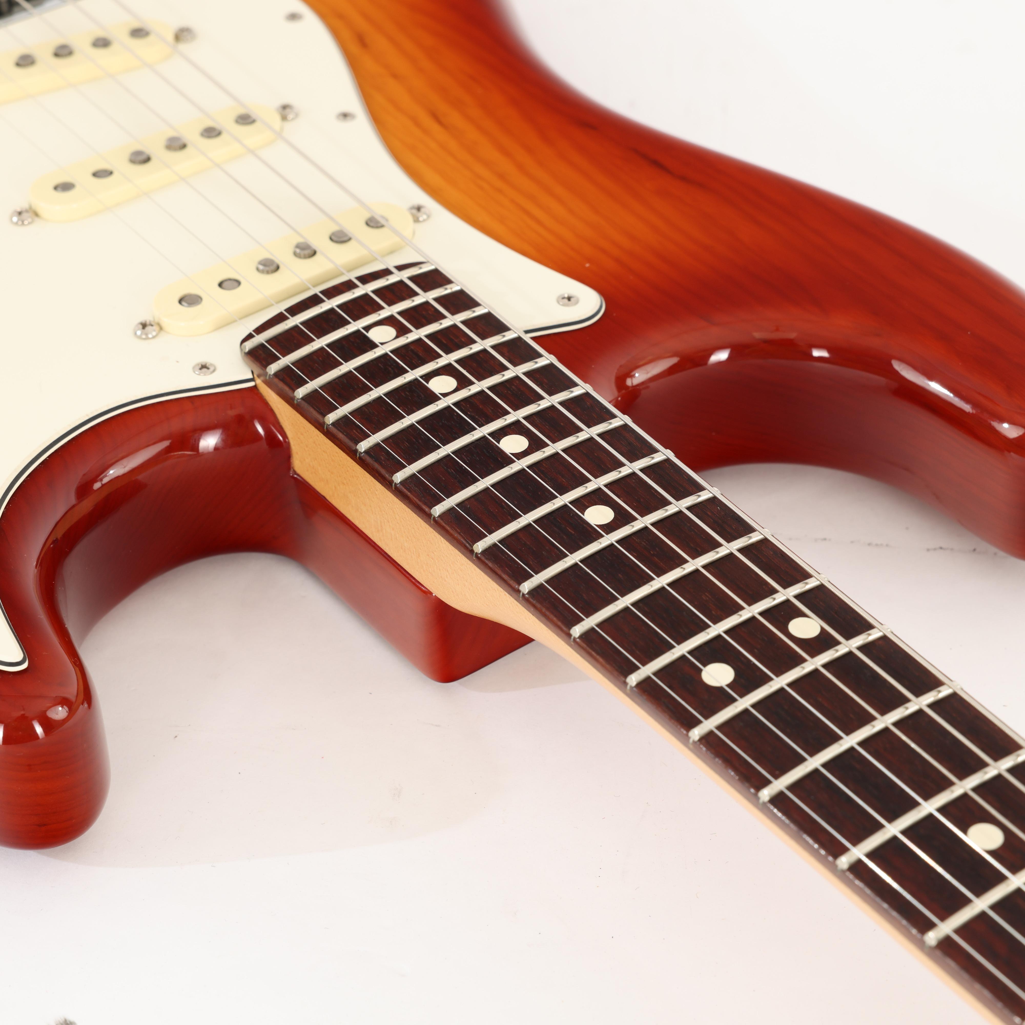 Second Hand Fender American Pro Stratocaster Rosewood Fretboard Sienna Sunburst 355 - SH-122-1355 (9).jpg