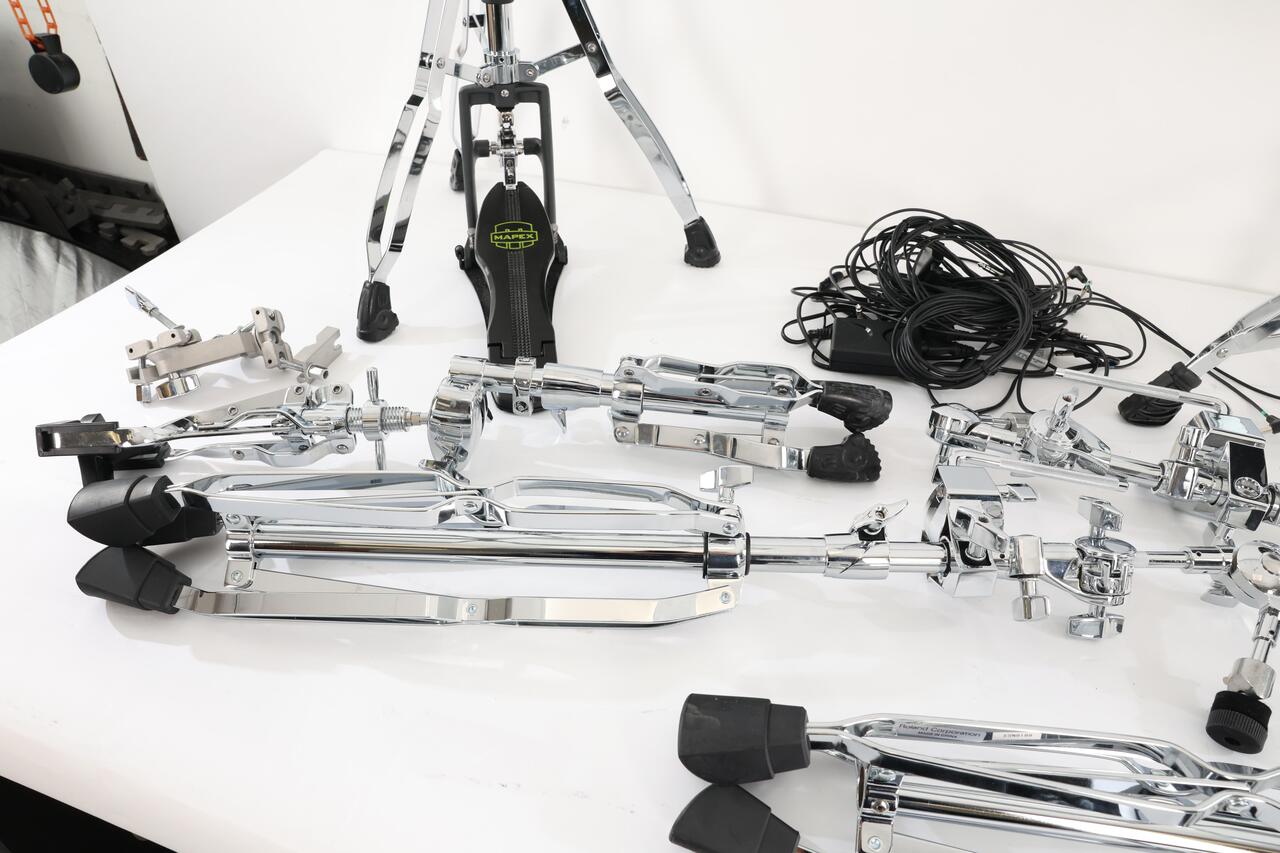 Second Hand Roland VAD306 Drumkit with, hi hat stand, stool and throne 009 - SH-168-0009 (27).jpg