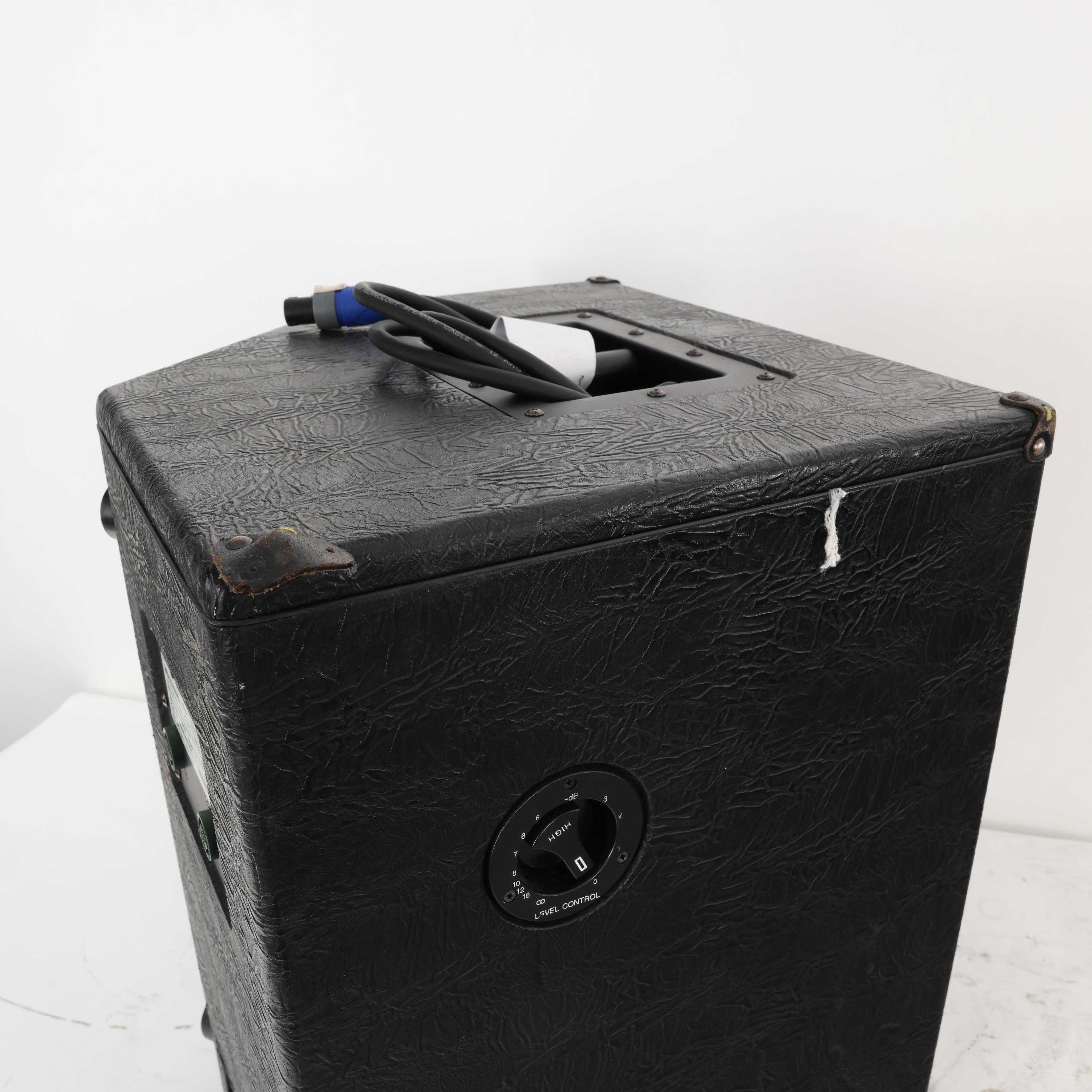 Second Hand Markbass Club 102 2x10 Bass Cab 555 - SH-241-6555 (8).jpg