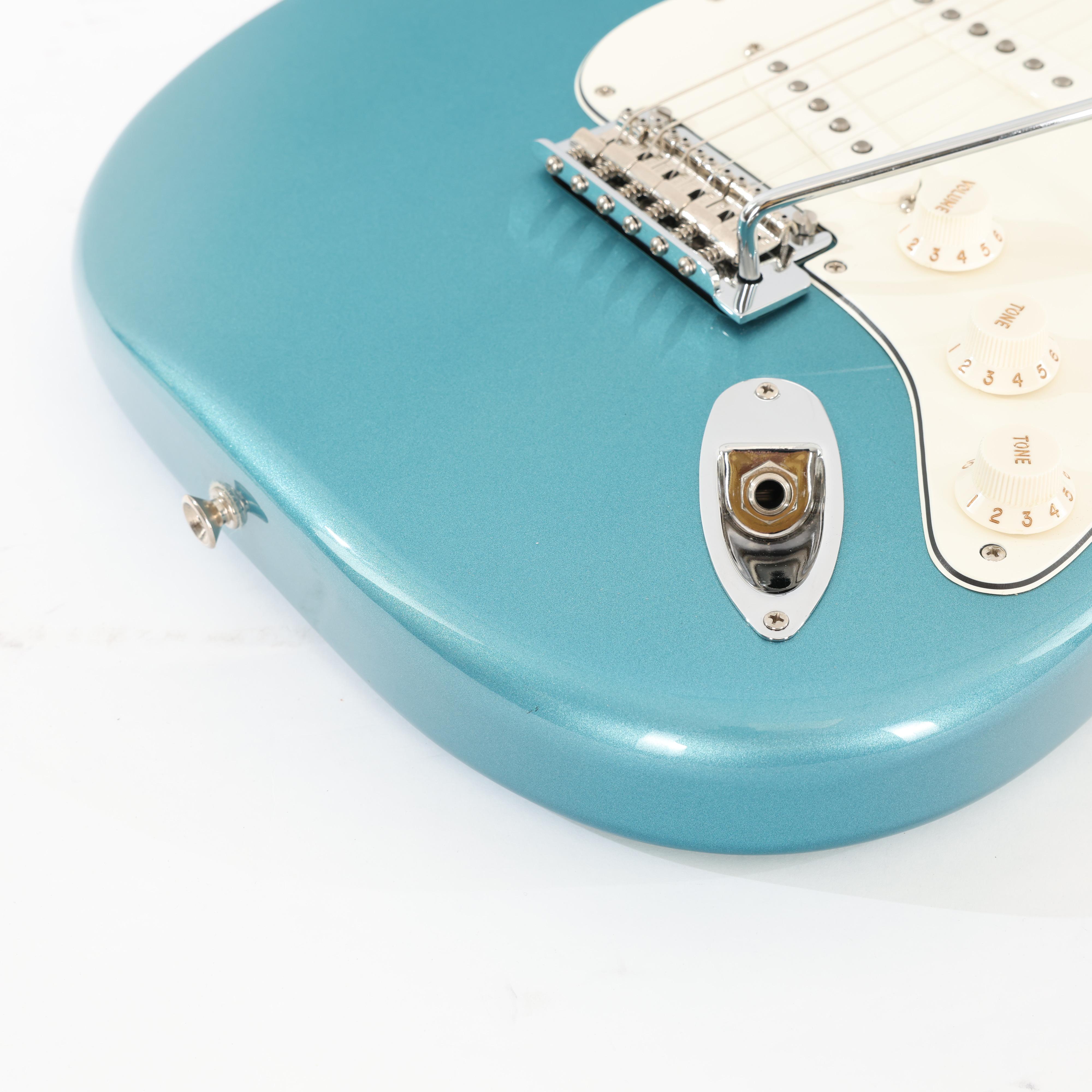 Second Hand Fender Player Strat Tidepool w/ Hard Case 950 - SH-241-5950 (7).jpg