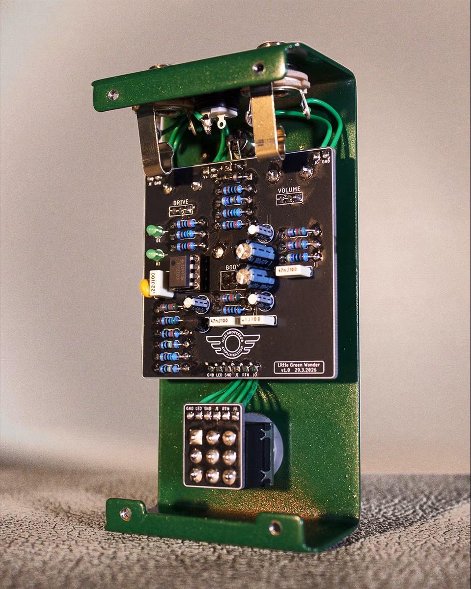 Mad Professor Little Green Wonder Handwired Overdrive Pedal