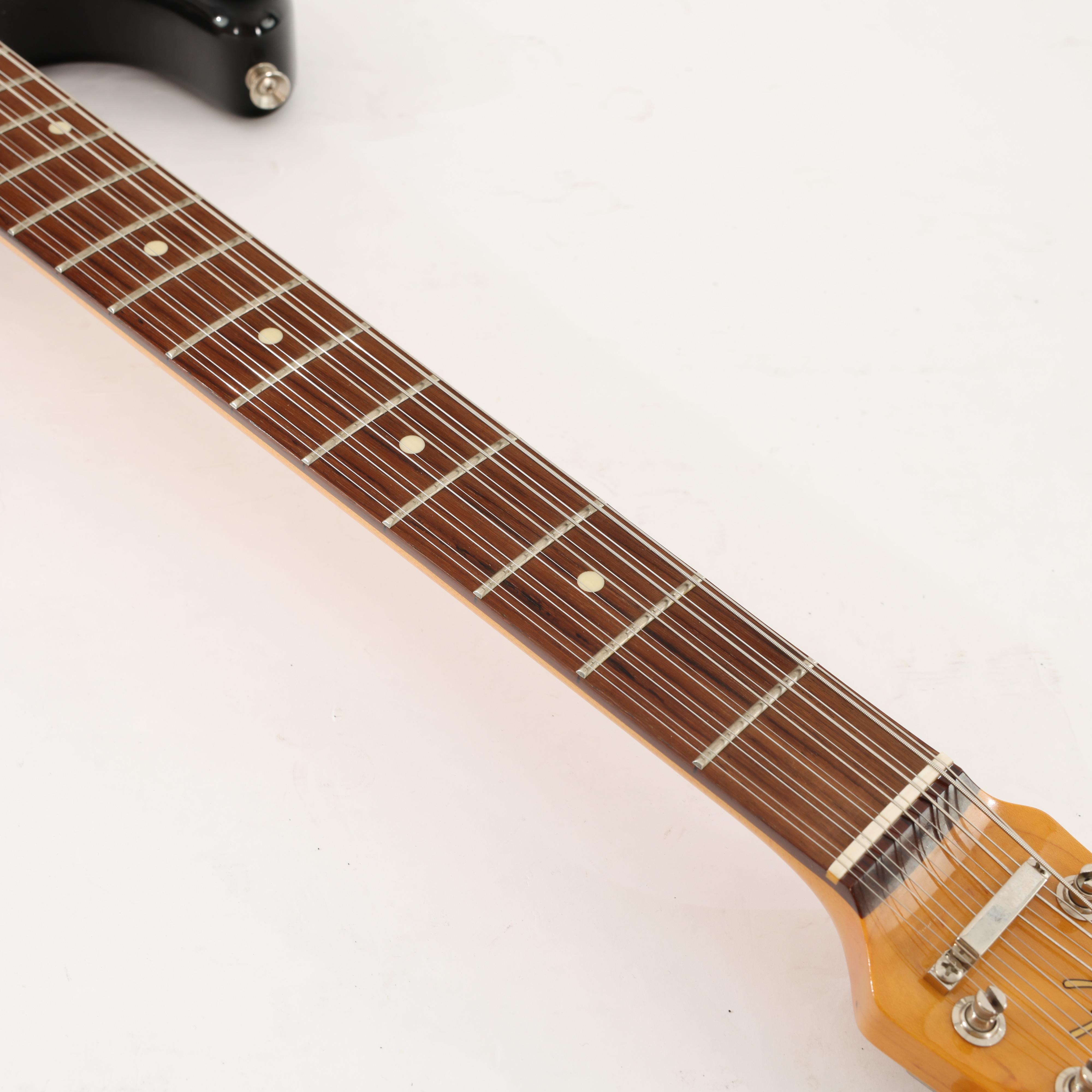 Second Hand Fender 12-string Stratocaster 097 - SH-221-0097 (10).jpg