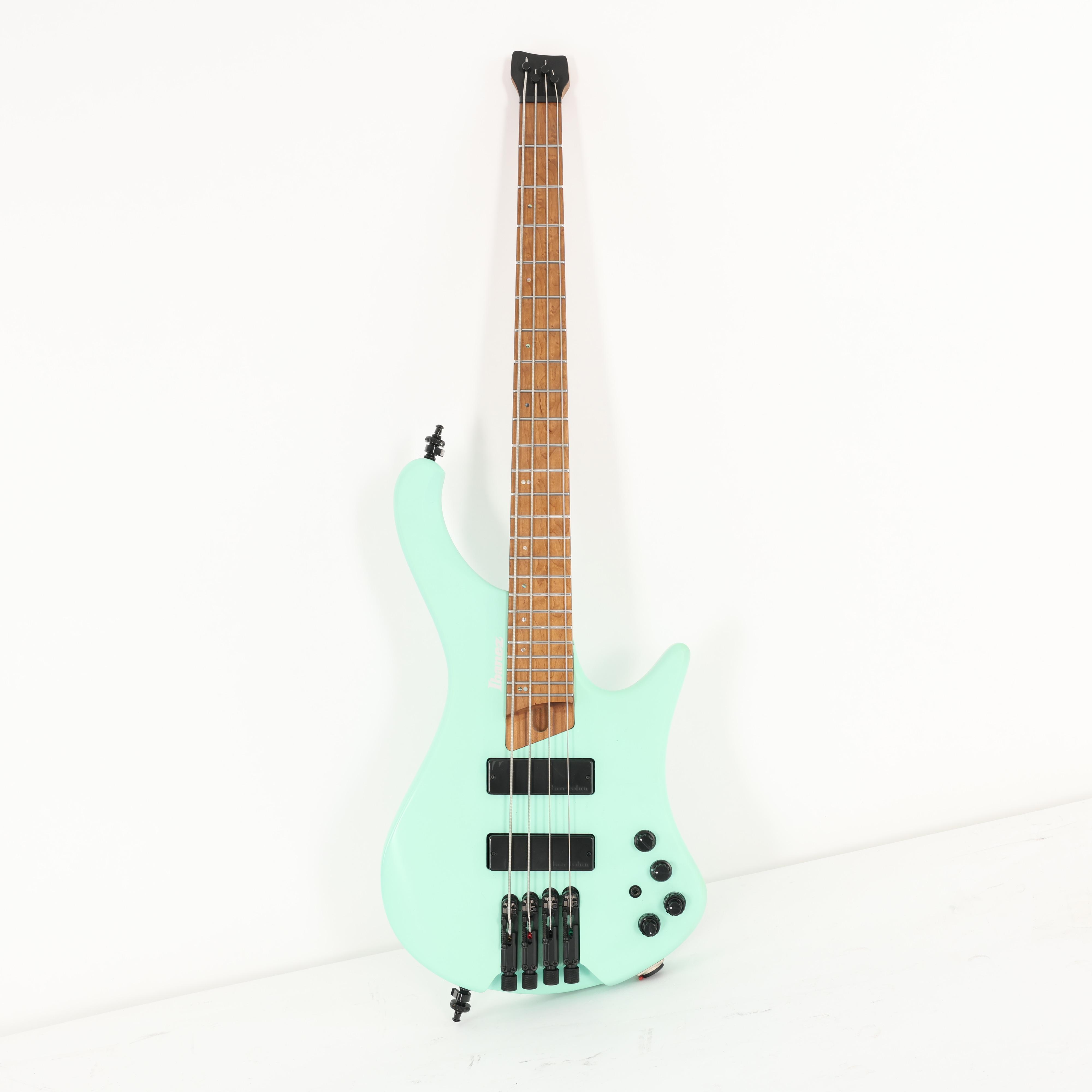 Second Hand Ibanez EHB1000S Bass Sea foam Green 447 - SH-241-6447 (2).jpg