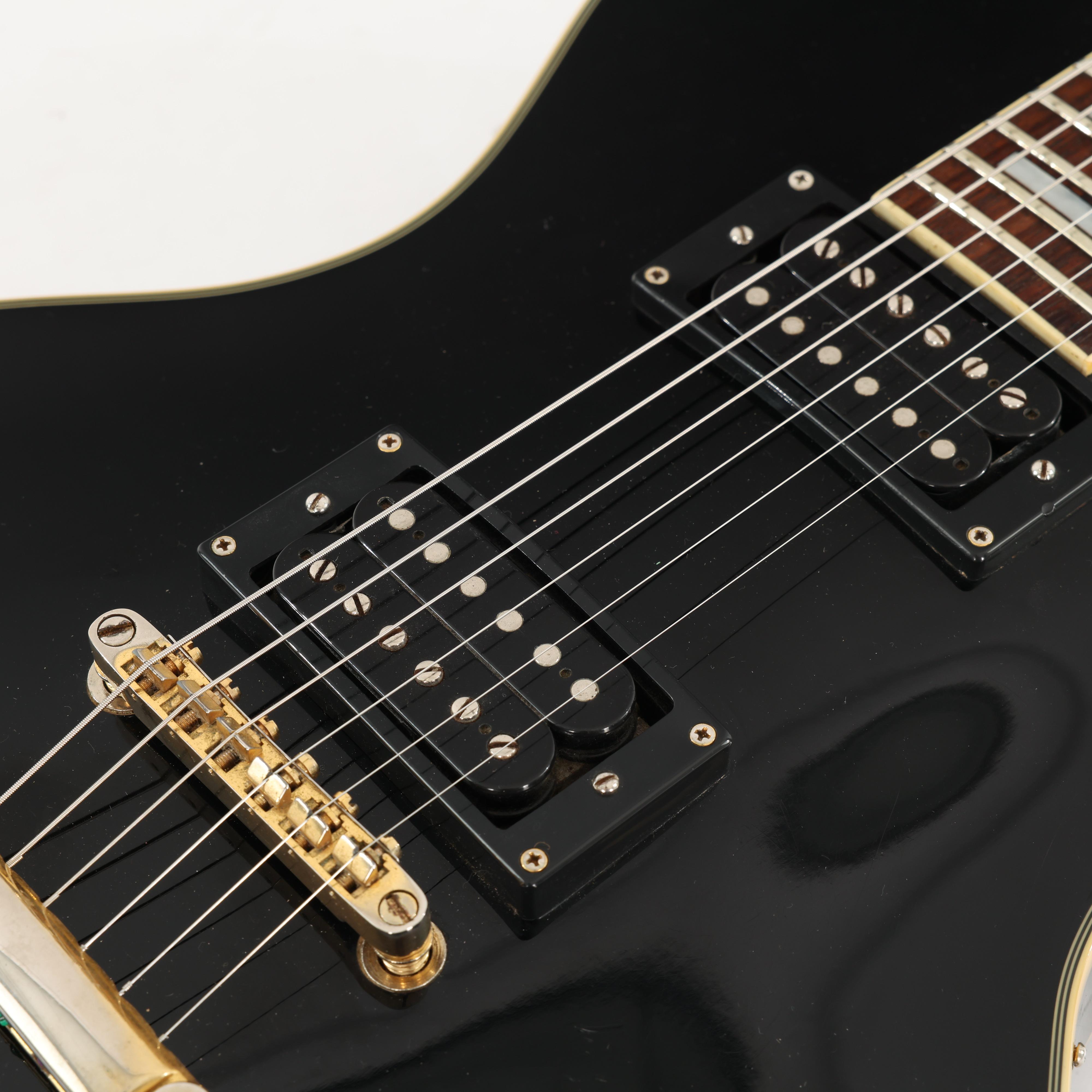 Second Hand Washburn WP-80 Black 649 - SH-235-2649 (9).jpg