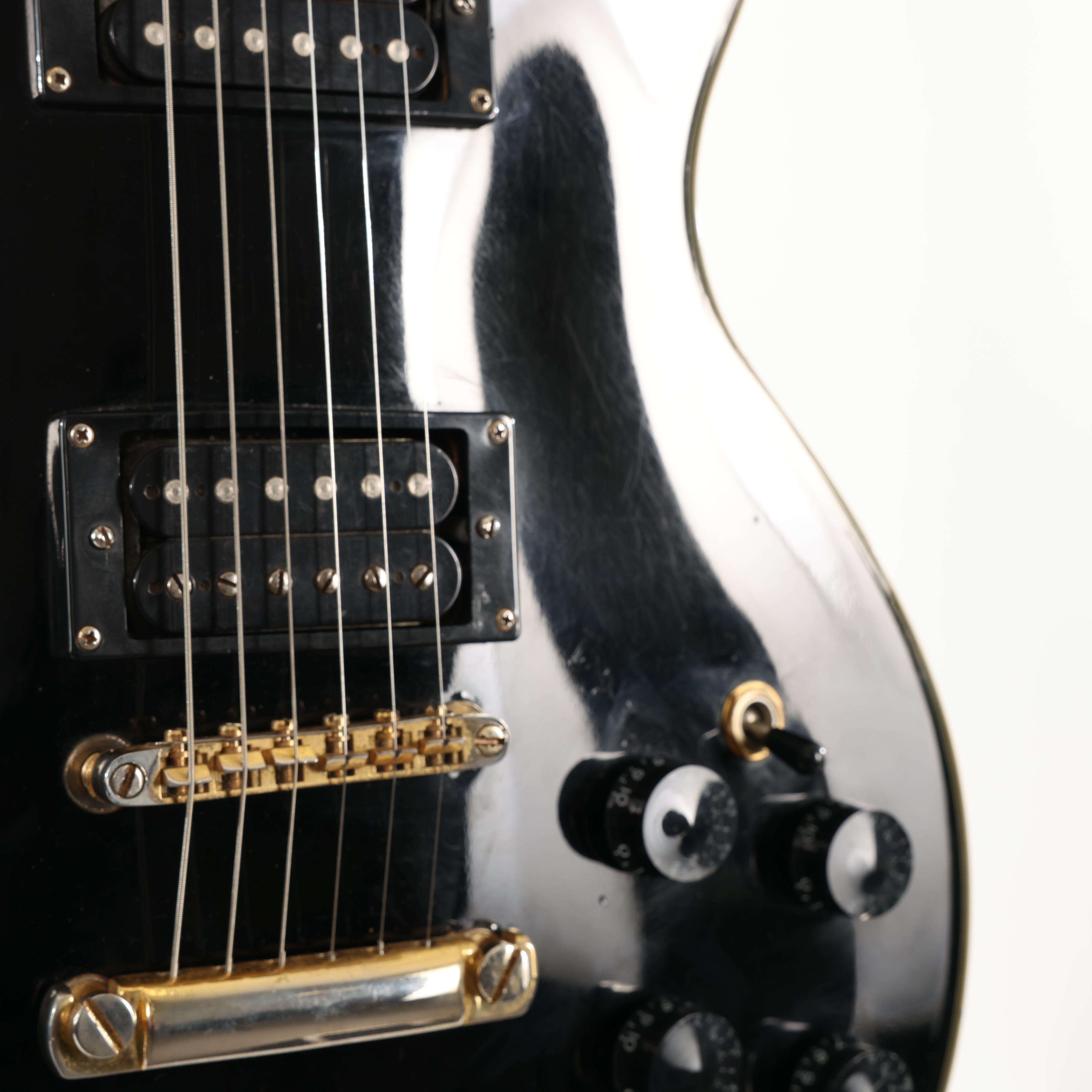 Second Hand Washburn WP-80 Black 649 - SH-235-2649 (7).jpg
