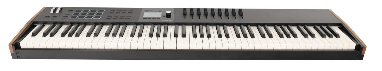 Second Hand Arturia Keylab 88 MK3 MIDI Keyboard & Controller In Black 775 - SH-204-1775 (3).jpg