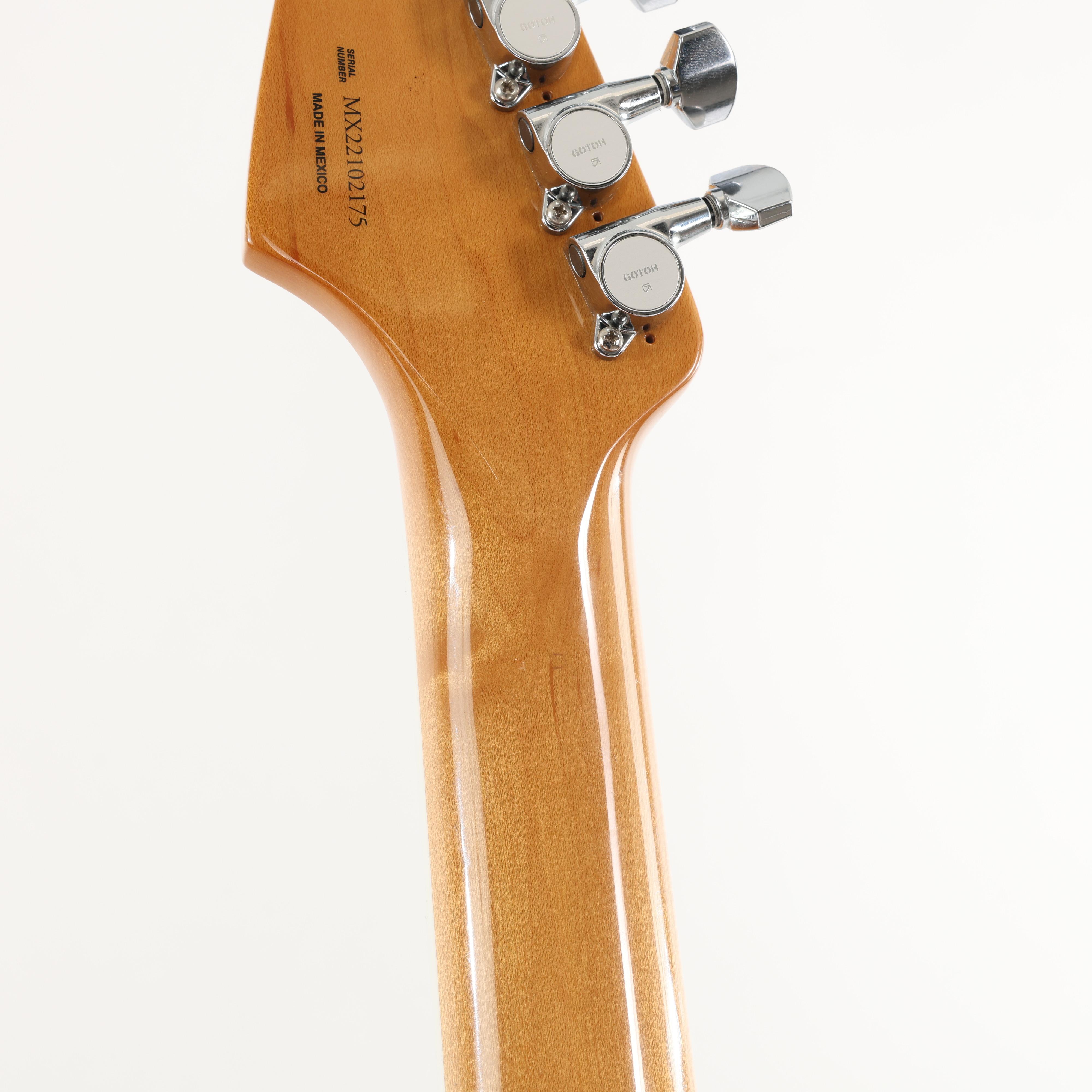 Second Hand Fender Kurt Cobain Jaguar MIM 370 - SH-122-1370 (6).jpg