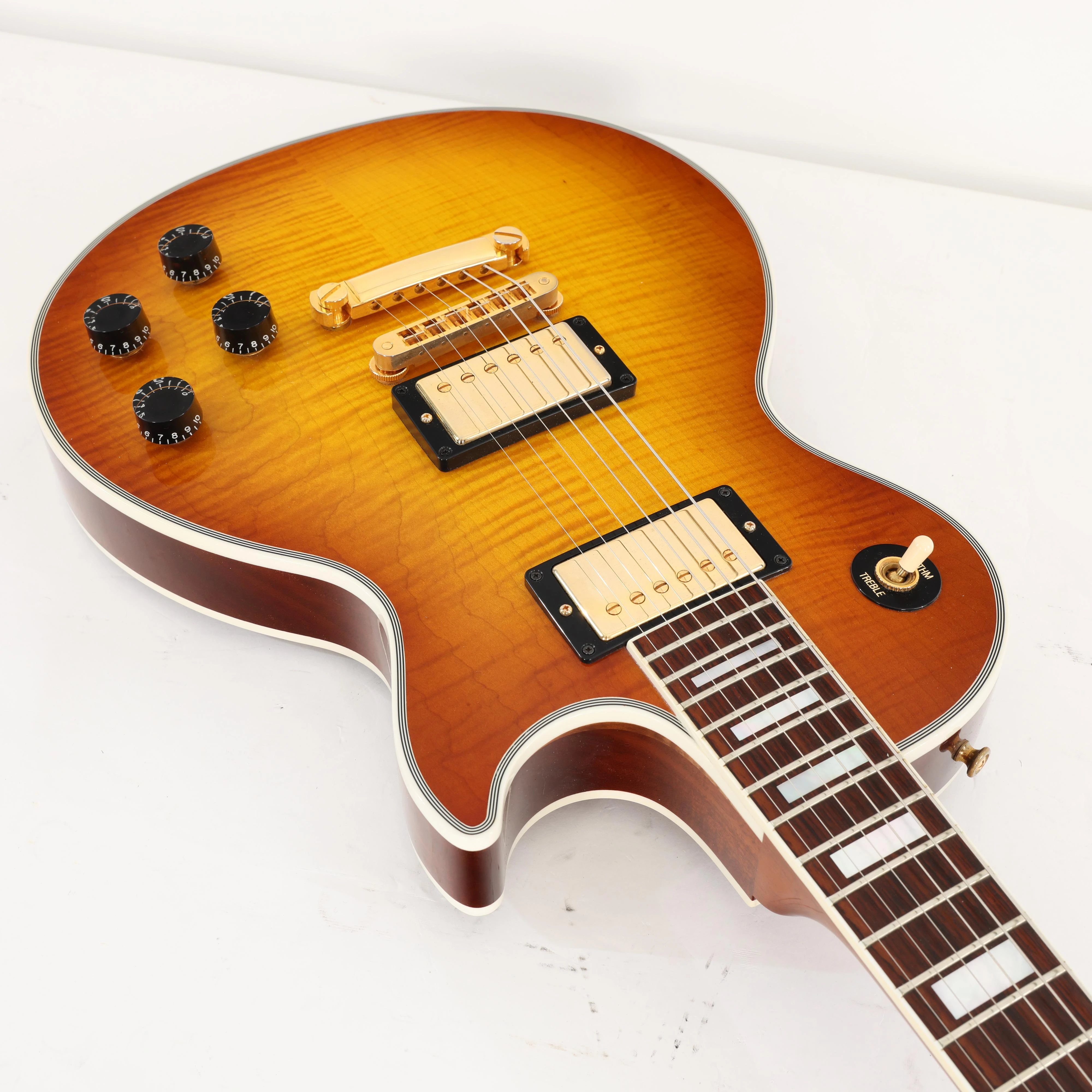 Second Hand Gibson 2012 Les Paul Custom F Honey Burst #573 - SH-114-2573 (8).jpg