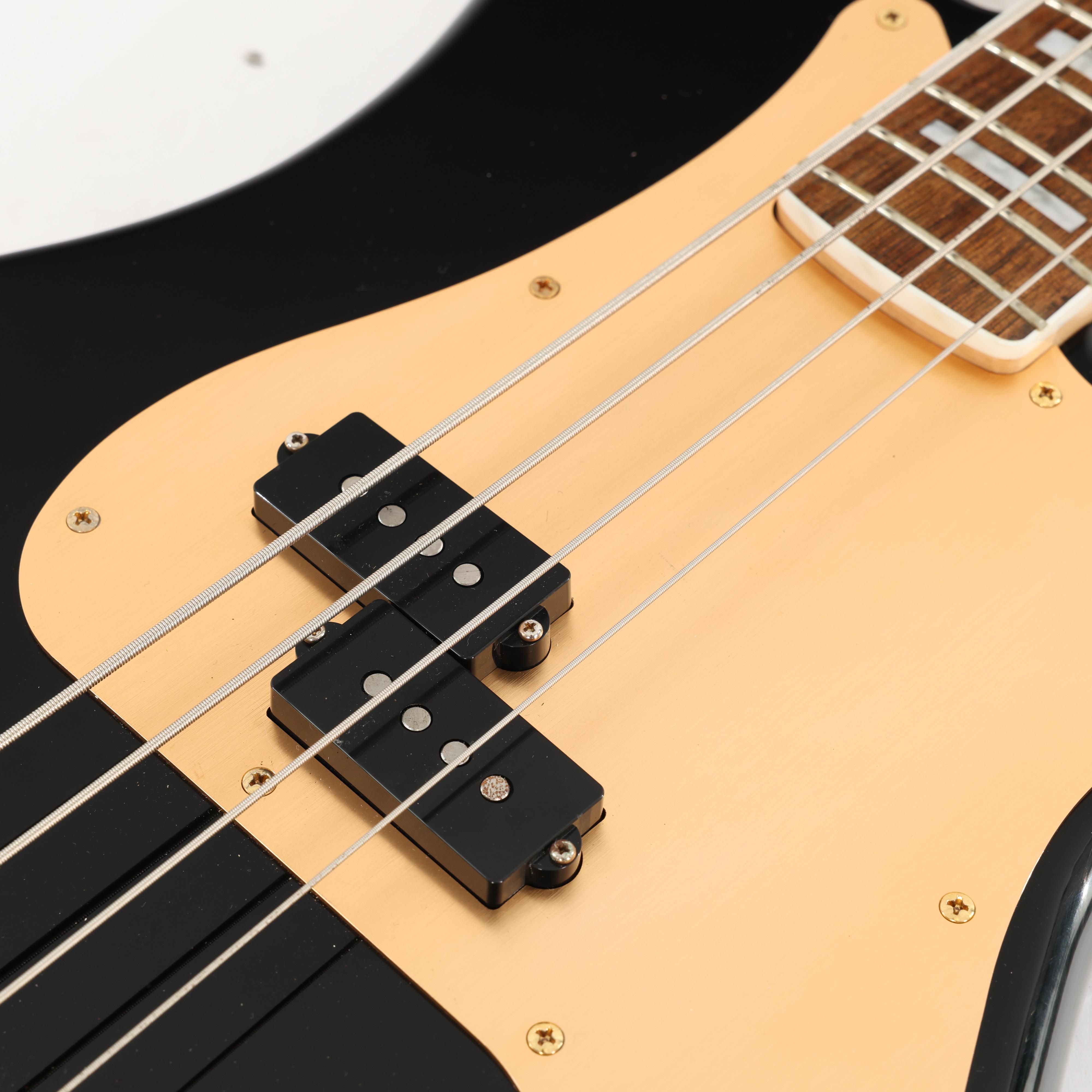Second Hand Squier 40th Anniversary Classic Vibe Precision Bass Black 716 - SH-141-4716 (7).jpg