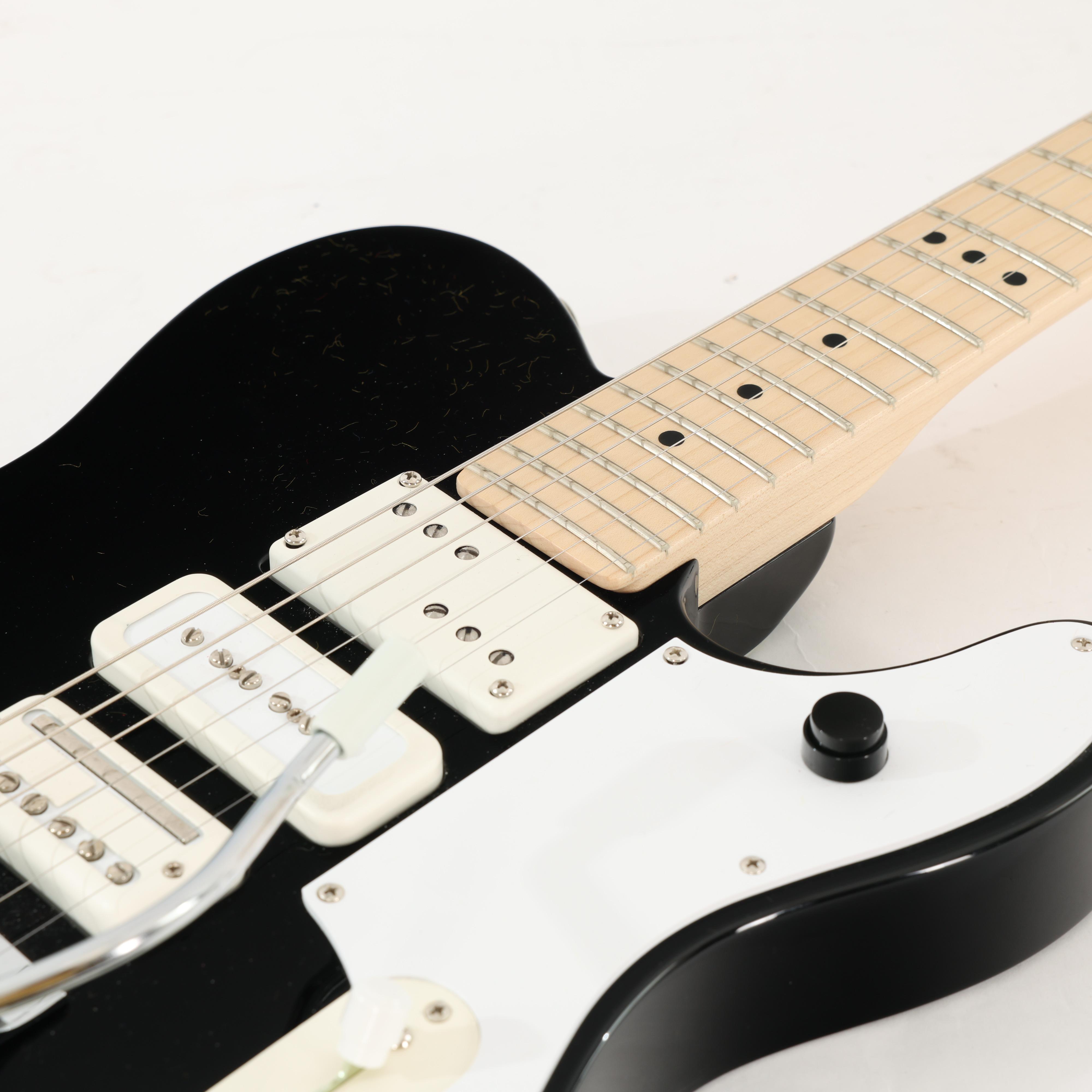 Second Hand Fender Triplecaster Jack White Signature 564 - SH-114-2564 (6).jpg