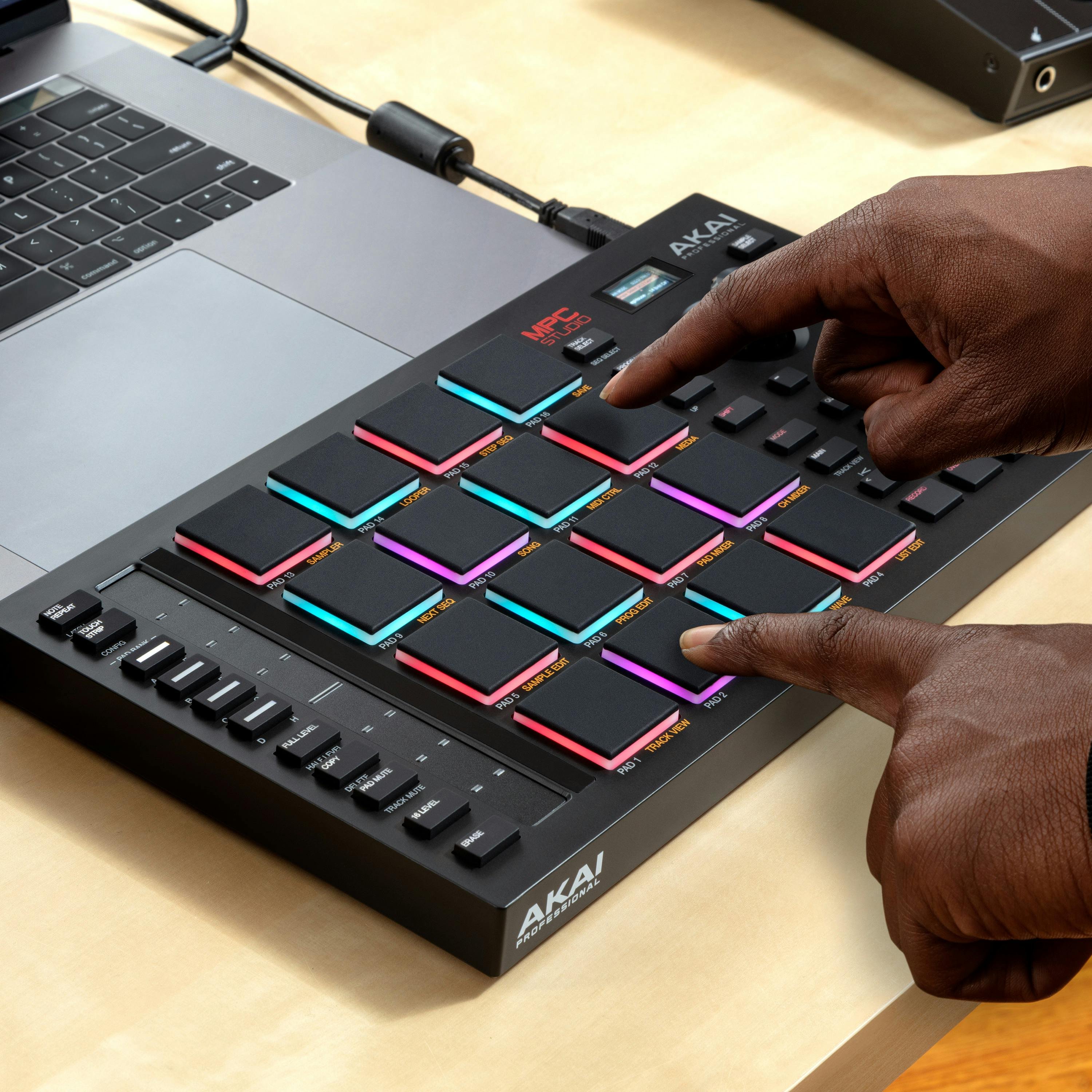 Akai MPC Studio Music Production MIDI Controller - 463991-MPC-Studio_Home-Setting_02.jpg
